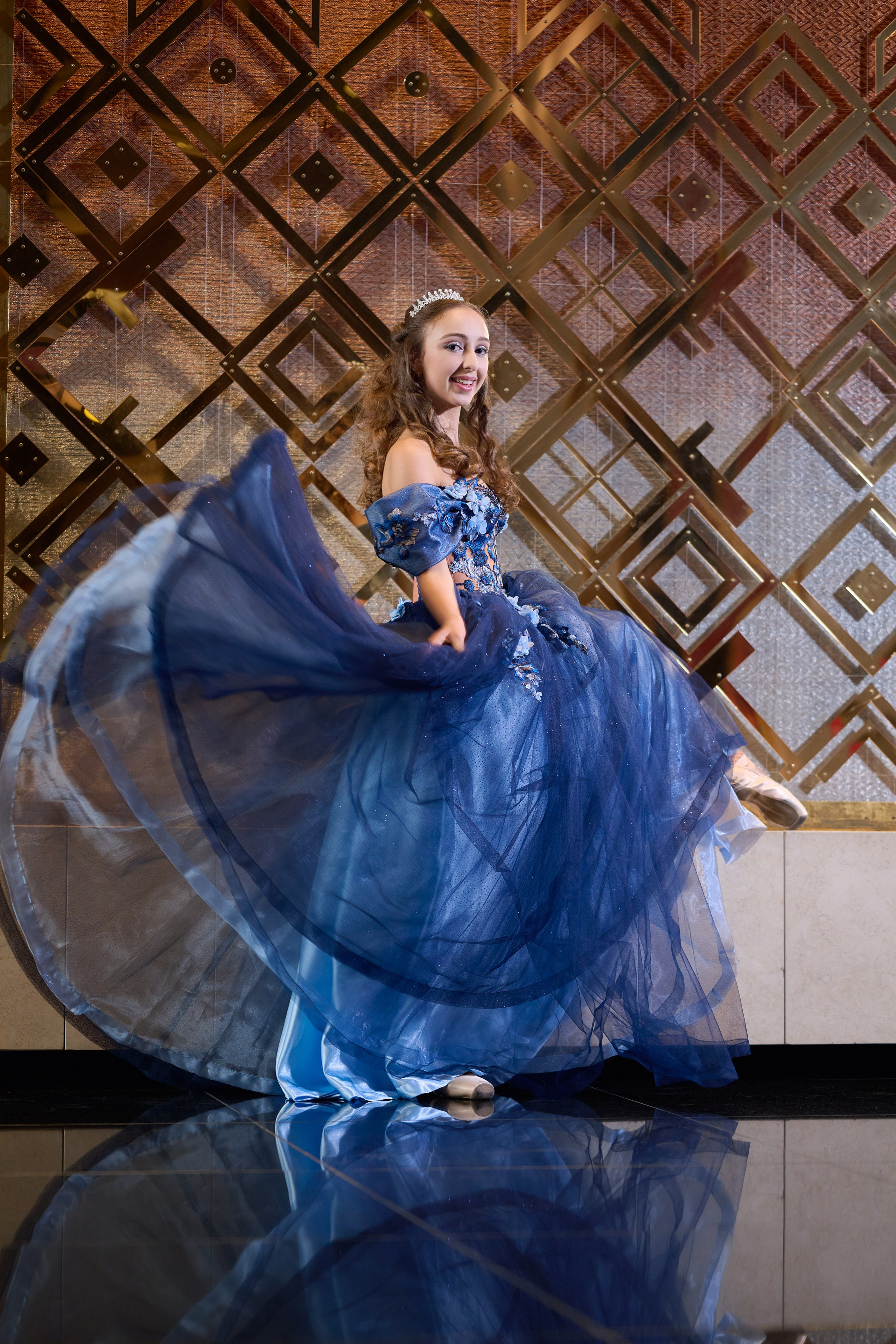 Mis 15 | Sesiones de Fotografía Modernas. Wedding Photography & Videography by ZZ Hendrick | Capturing Your Love Story in Colombia & USA