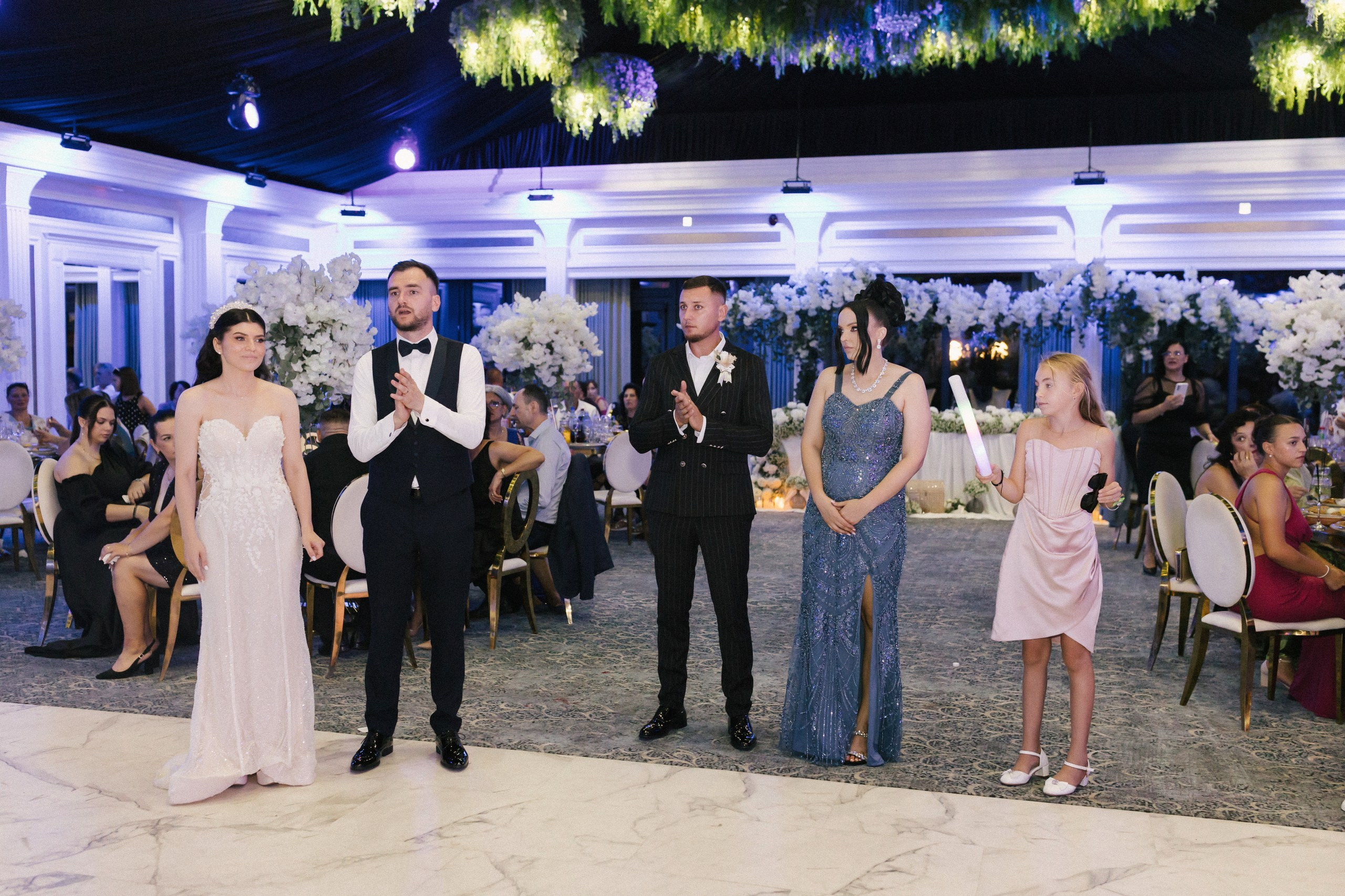 1. Mireasa Adriana în timpul pregătirilor de nuntă în Tudora Botoșani2. Costumul mirelui Ionuț fotografiat artistic în ziua nunții3. Prietenii mirelui la tradițiile de nuntă în Tudora4. Bărbieritul mirelui în cadrul obiceiurilor tradiționale de nuntă5. Fotografii de familie la biserică în ziua nunții6. Portret de familie cu mirii și copilul lor la nunta din Botoșani7. Primul dans al mirilor la Mariage Dor Baisa Botoșani8. Decor elegant de nuntă la Mariage Dor Baisa9. Emoții și tradiții la nunta din Tudora județul Botoșani10. Fotograf profesionist de nuntă în Botoșani surprinzând momente autentice - otograf-nunta-botosanifotograf-evenimente-botosanifotograf-profesionist-botosanifotograf-nunta-tudoranunta-tudora-botosanisedinta-foto-nunta-botosanipoze-nunta-botosanifotografii-nunta-tudorafotograf-cununie-religioasa-botosanibiserica-sfintii-imparati-constantin-si-elena-tudoramariage-dor-baisa-botosanirestaurant-nunta-botosanidansul-mirilor-mariage-dorpregatiri-mire-botosanipregatiri-mireasa-botosanitraditii-nunta-moldovaobiceiuri-nunta-tudorafotograf-familie-nunta-botosaniportret-miri-botosanigalerie-foto-nunta-botosanialbum-foto-nunta-botosaninunta-eleganta-botosaninunta-cu-traditii-botosanifotograf-premium-nunta-botosaniservicii-foto-video-botosanipoveste-de-nunta-botosanifotograf-documentar-nuntafotograf-natural-emotionalmiri-ionut-si-adriananunta-autentica-tudora -otograf-nunta-botosanifotograf-nunta-tudoranunta-tudora-botosanifotograf-evenimente-botosanifotograf-profesionist-botosaniservicii-foto-video-botosanigalerie-foto-nunta-botosanialbum-foto-nunta-botosani - nunta-autentica-botosaninunta-cu-traditii-botosanipoveste-de-nunta-botosanifotografii-emotionante-nuntamomente-autentice-nuntafotografie-documentara-nuntafotograf-natural-nunta- pregatiri-miri-tudorabiserica-tudora-botosanicununie-religioasa-tudoramariage-dor-baisa-botosanipetrecere-nunta-botosanivalsul-mirilor-botosani - alino-foto-studio-botosaniionut-si-adriana-nunta-tudorafotograf-alin-chirila-botosani