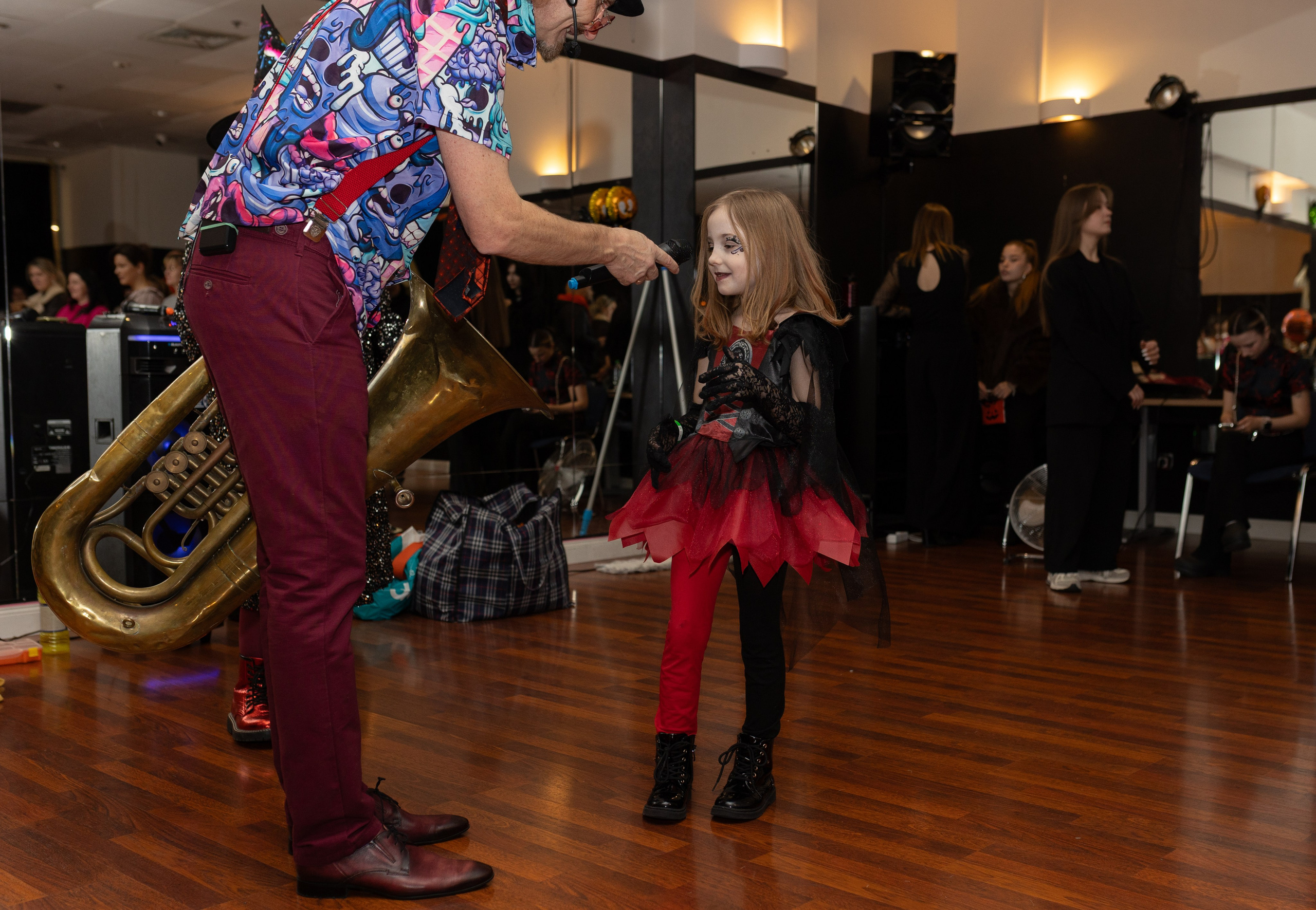 Leo dance studio Helloween 2025. Семейный и детский фотограф в Варшаве Мила Бобровская