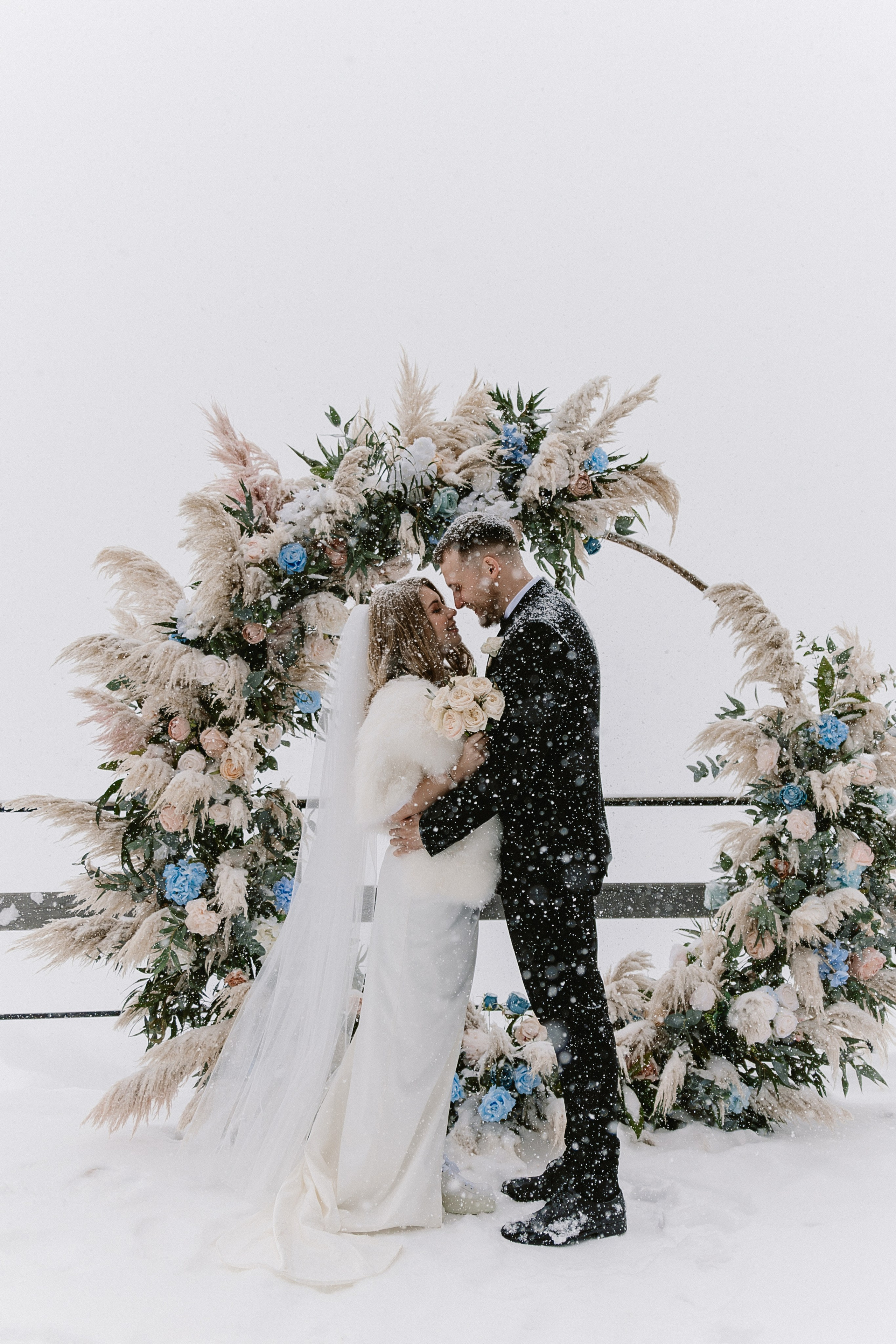 Viktoria & Artem. Photographer Anna Nazarenko