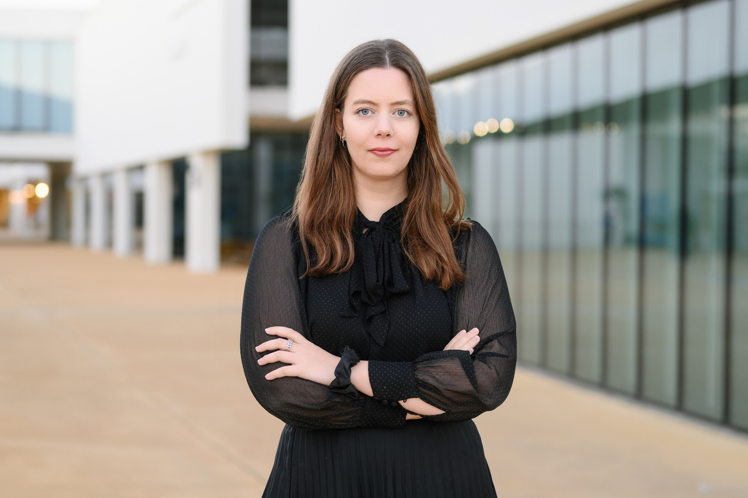 Business portrait. Photographer in Lisbon Elena Lialina