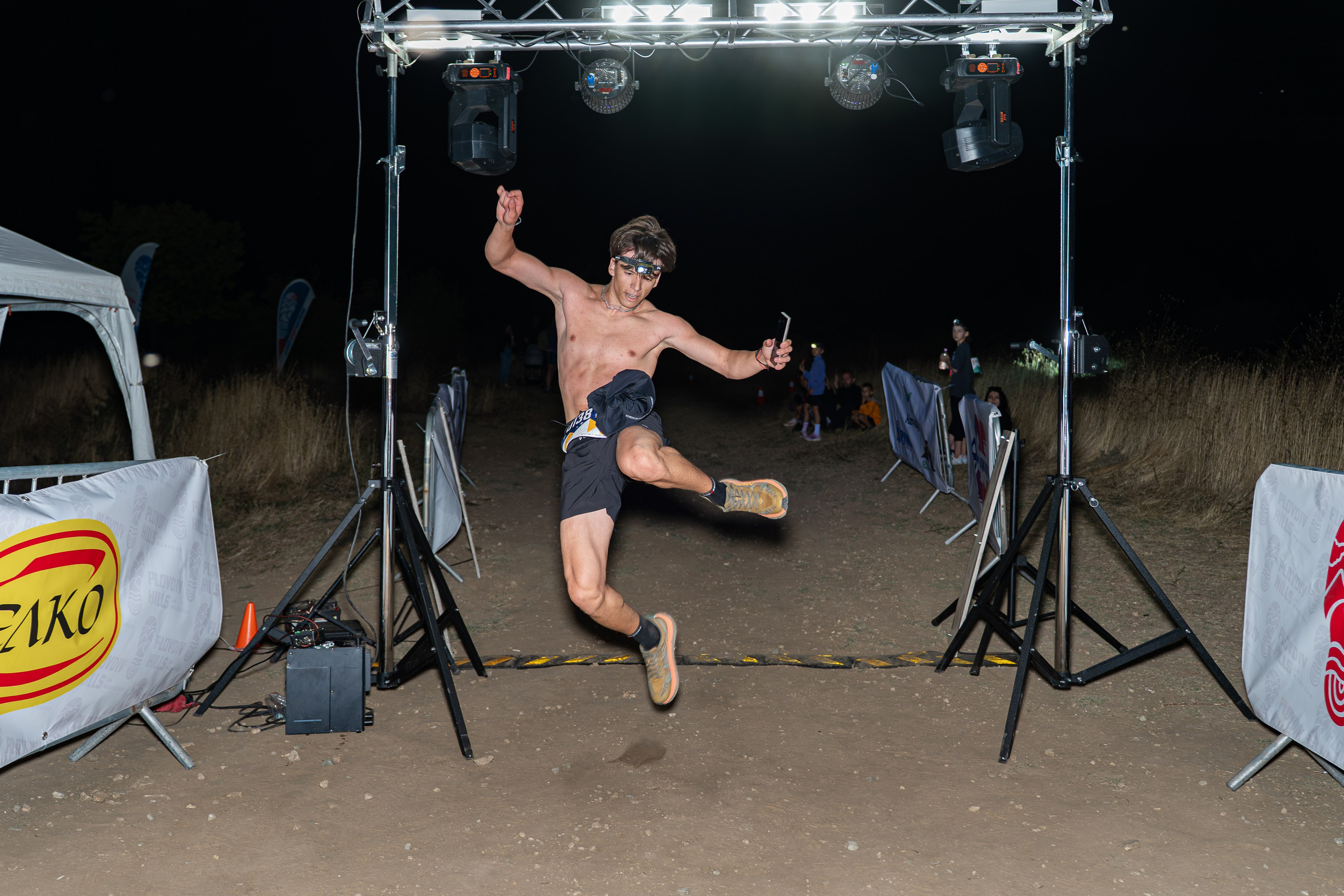 Night Run 2025. «Plovdiv Hills in MARKOVO» е състезание по планинско бягане