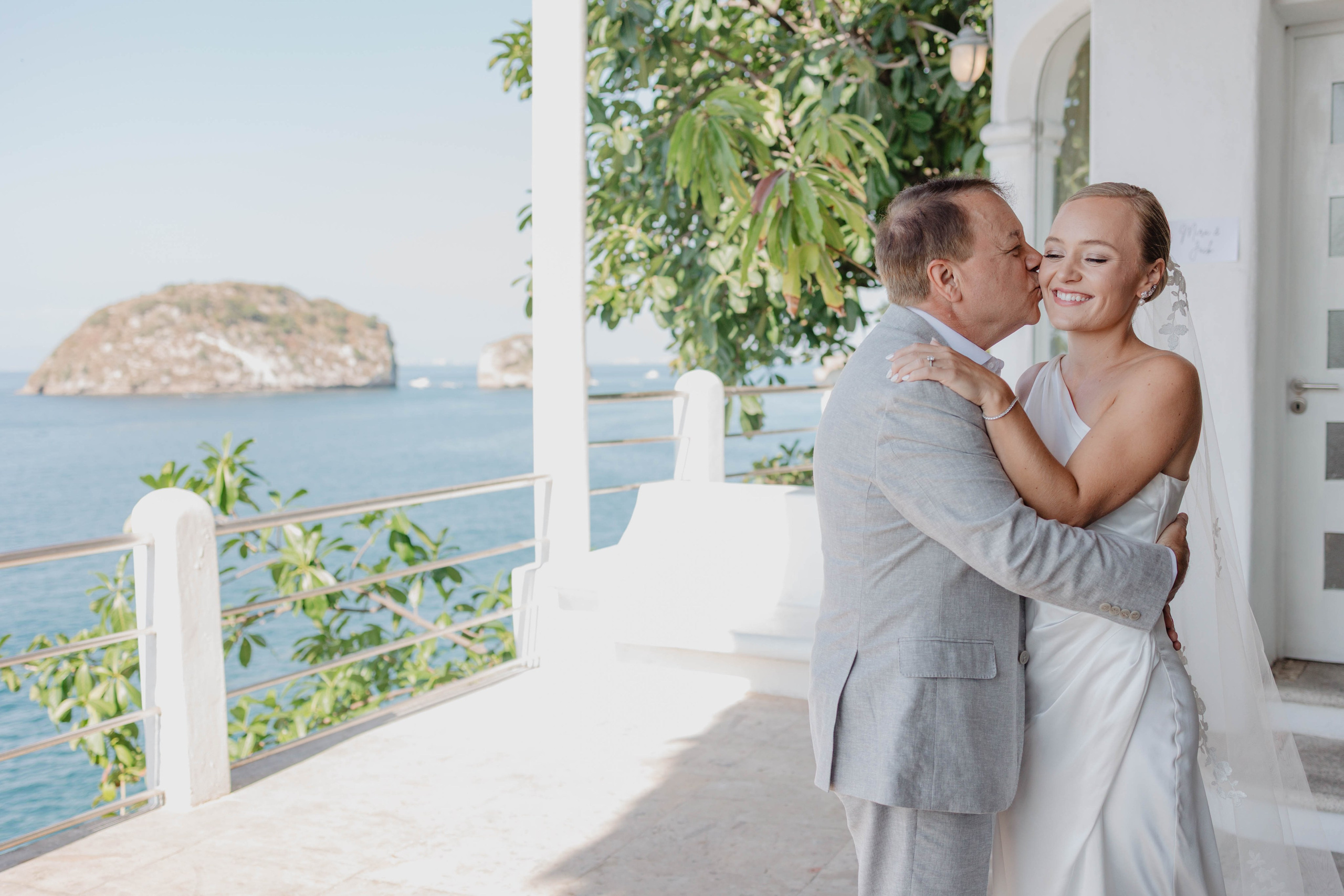 A Wedding at Casa Azul Profundo: Timeless Vows in Puerto Vallarta
