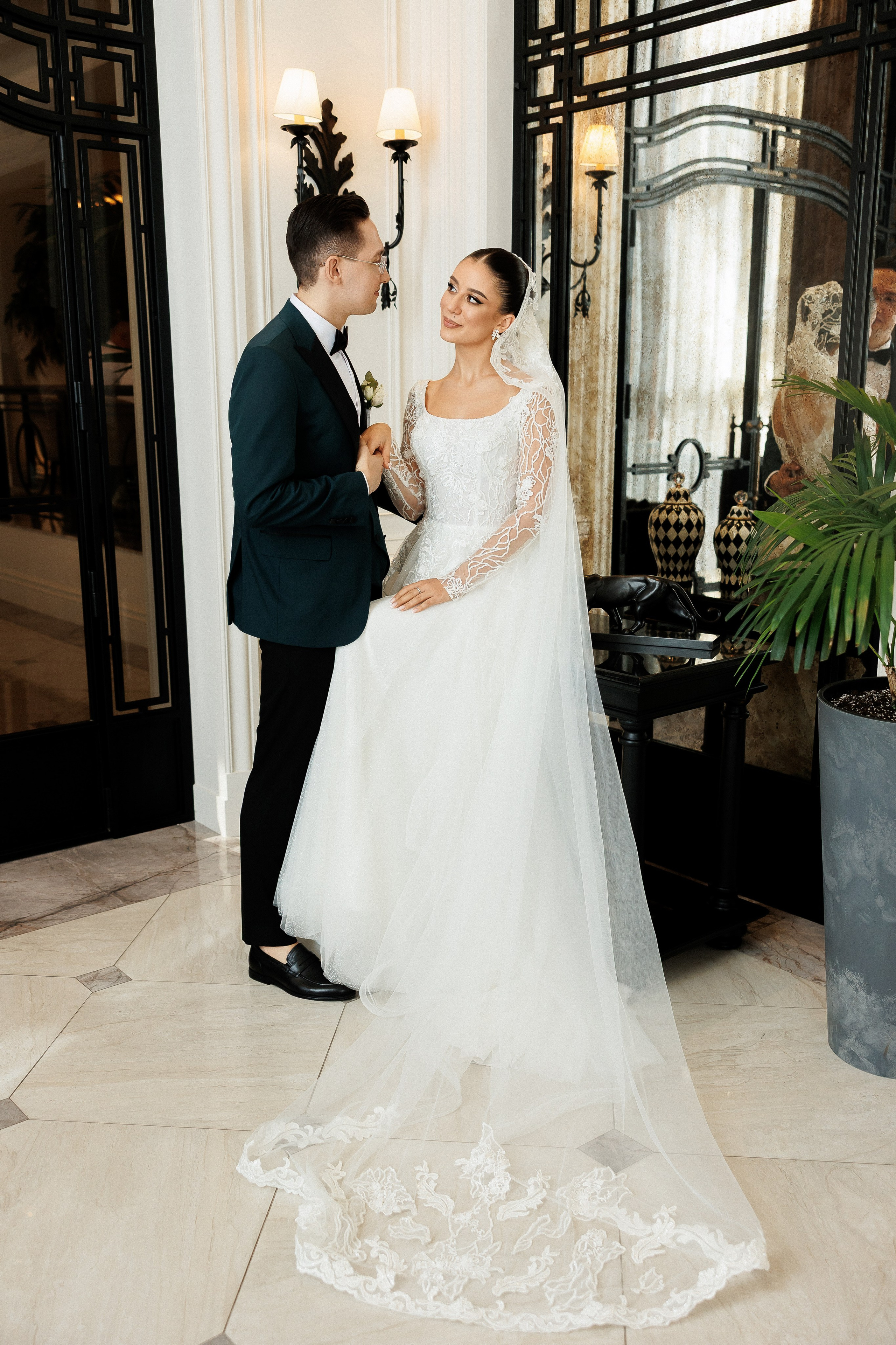 Serghei & Erica — Queen Residence. Servicii Foto și Video 067188353