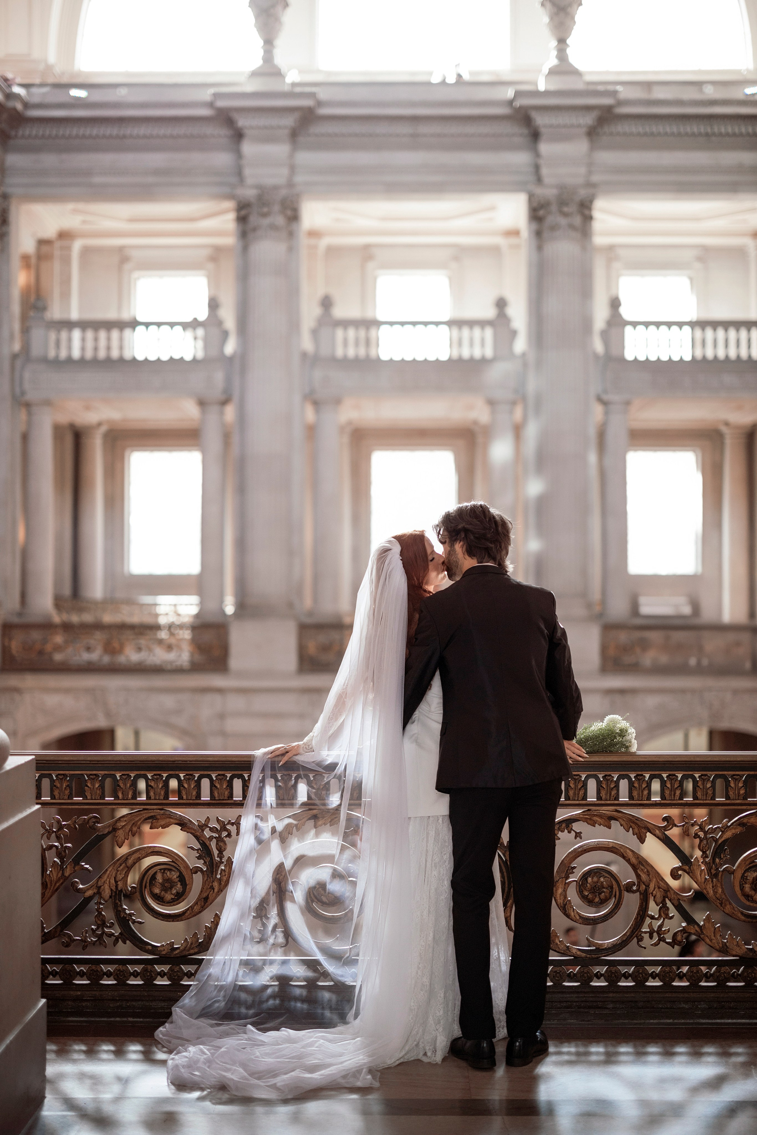 San Francisco City hall. Bay Area Photographer: family, maternity, love story, wedding