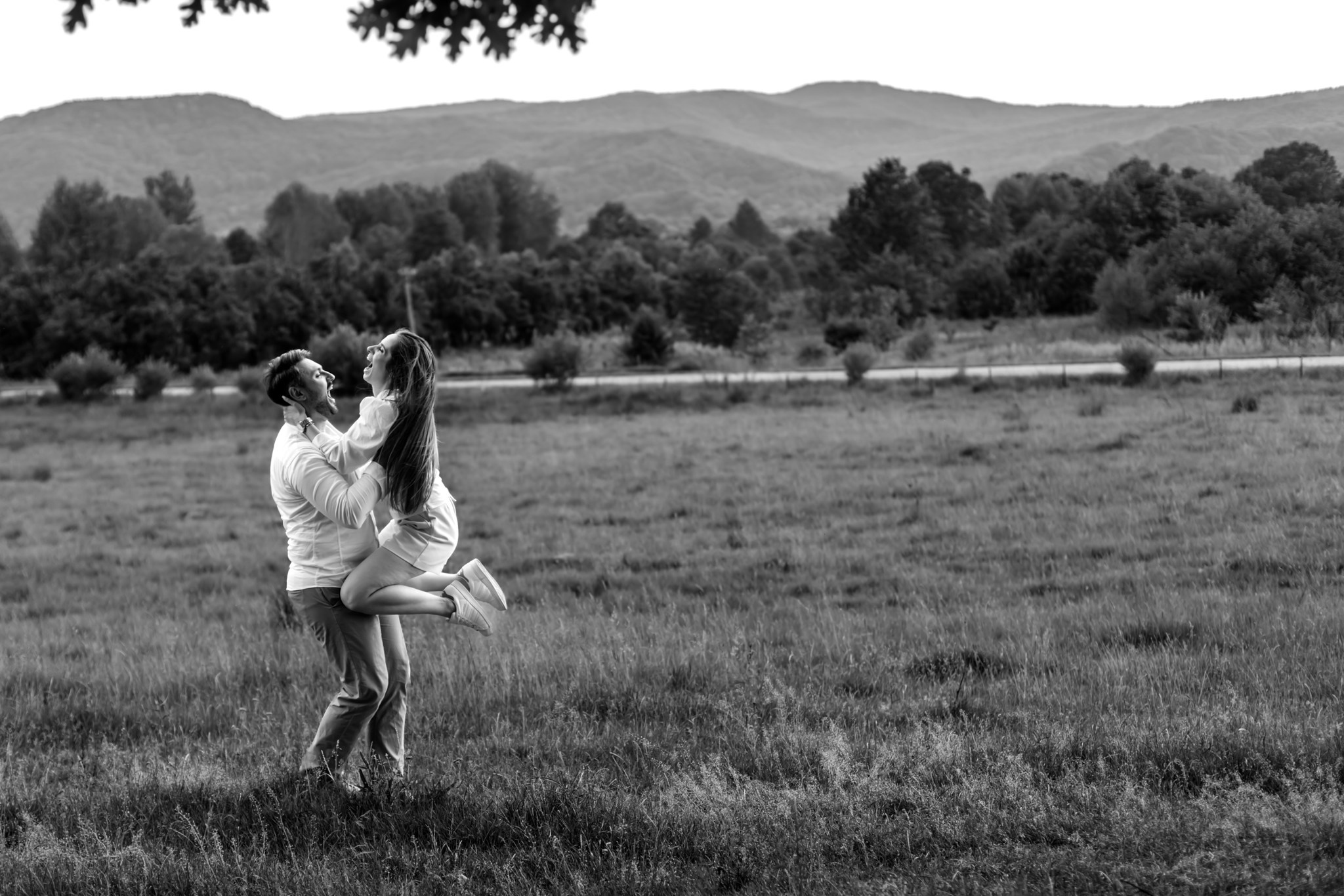 Elena & Bogdan - Save The Date - Pitești. Fotograf Profesionist Pitesti-Bucuresti| Mircea Seinea