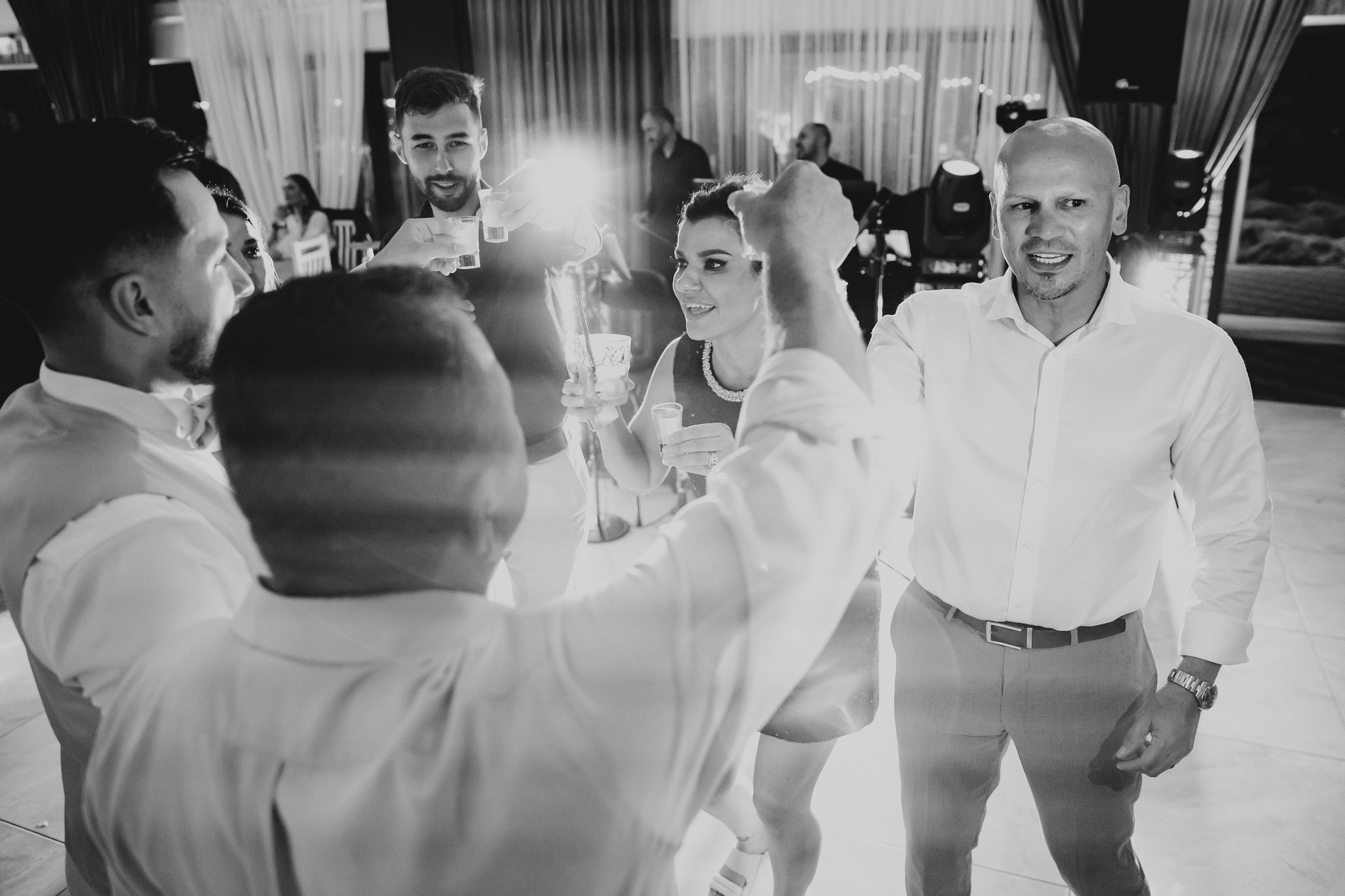 Ioana & Ionuț | Nuntă de poveste la Păstrăvăria Poiana din Mălini județul Suceava. Servicii foto-video profesionale, pentru momente de neuitat