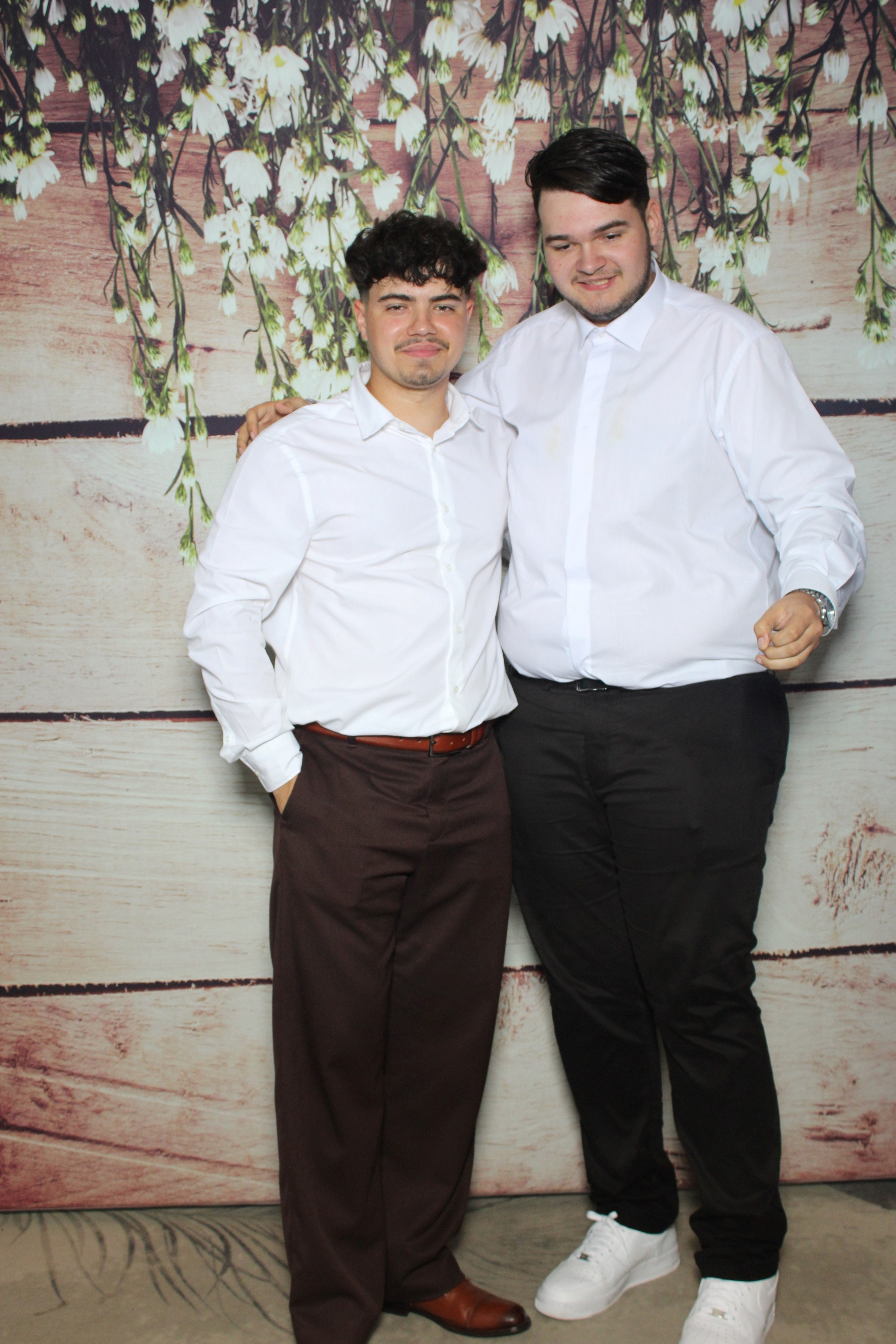 Nunta Denisa & Daniel – Zâmbete și distracție cu Oglinda Amintirilor Suceava