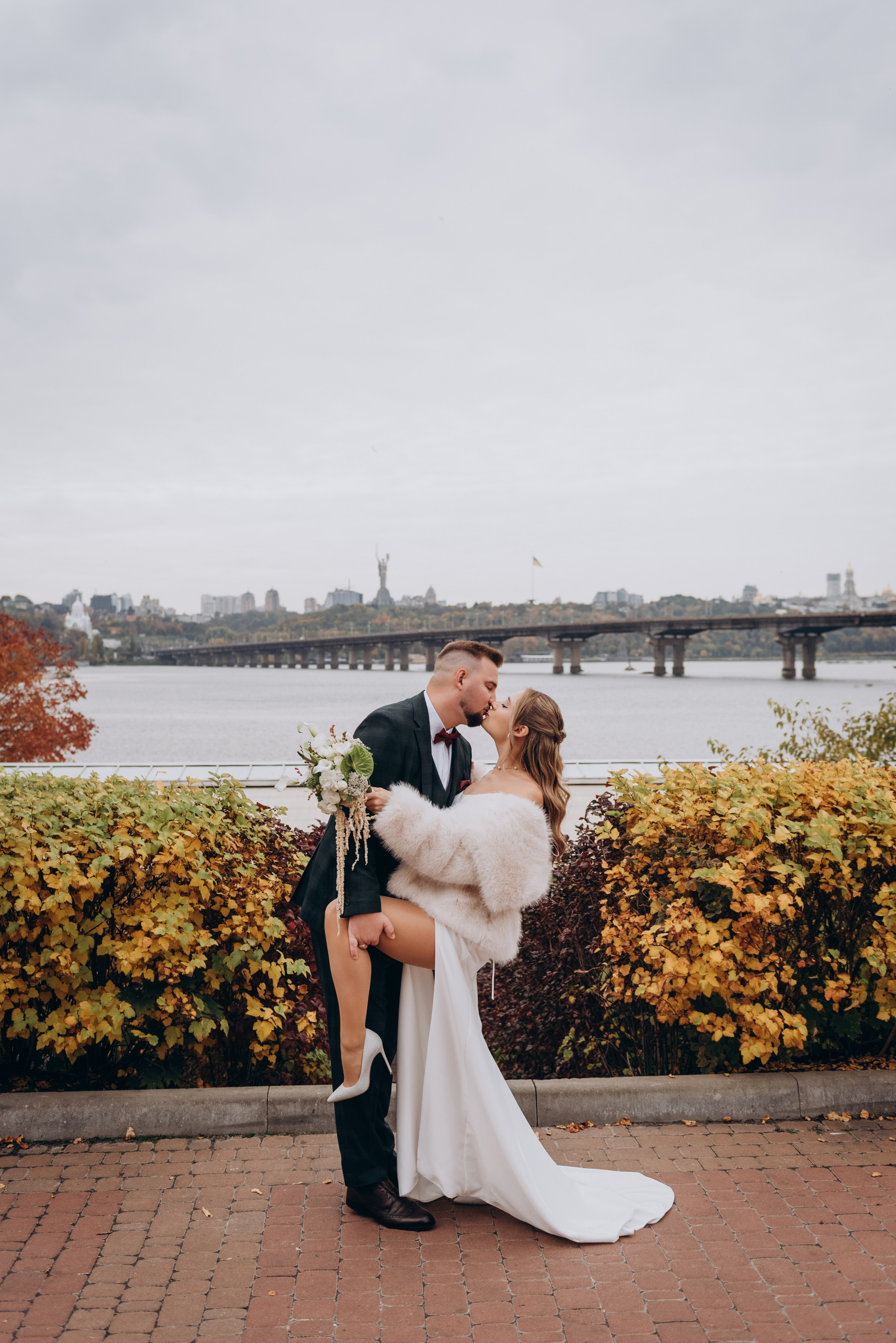 Дмитро та Аліса. Весільний фотограф та відеограф в Києві