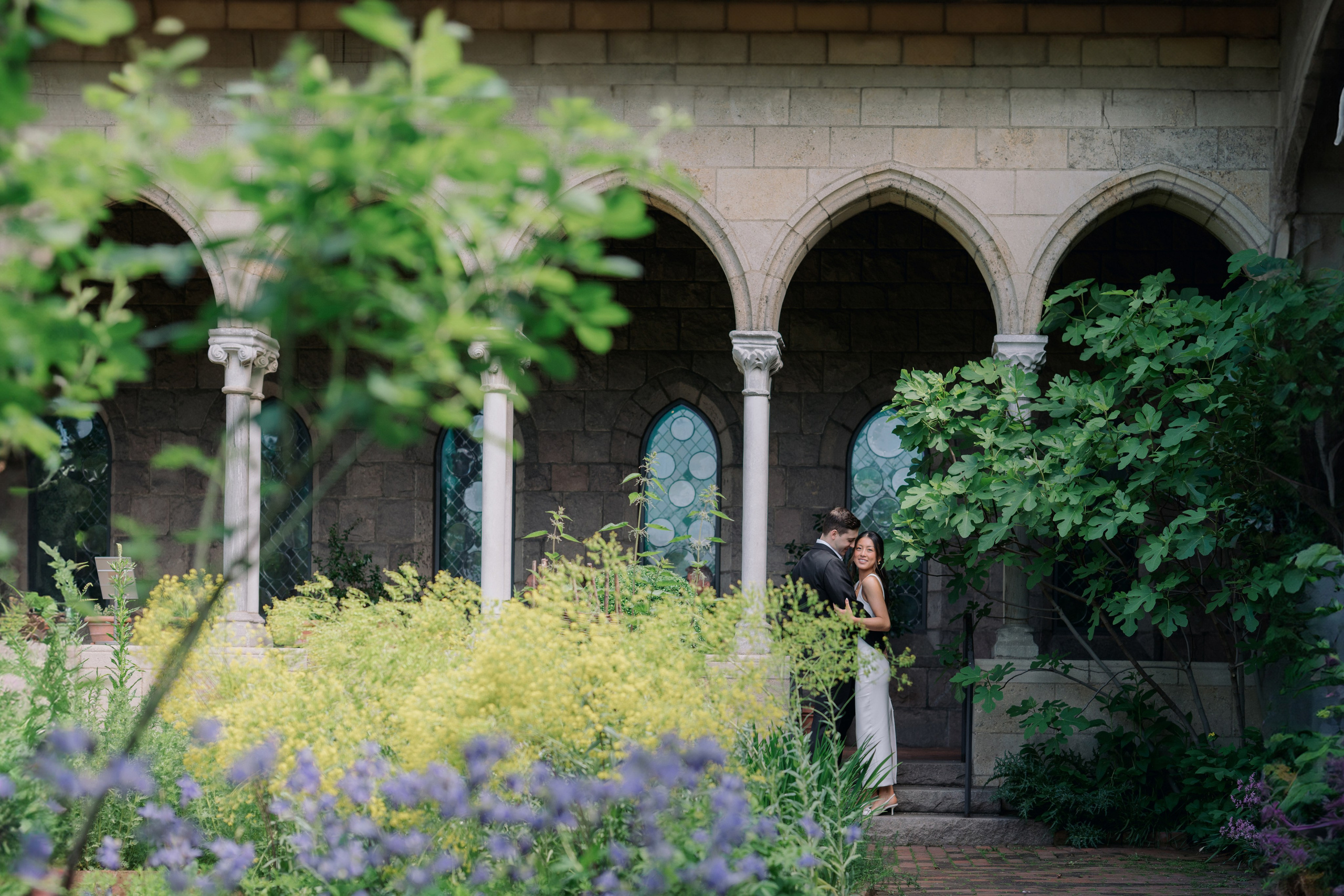 Jennifer & John. Engagement Photoshoot at The Cloisters, Fort Tryon Park