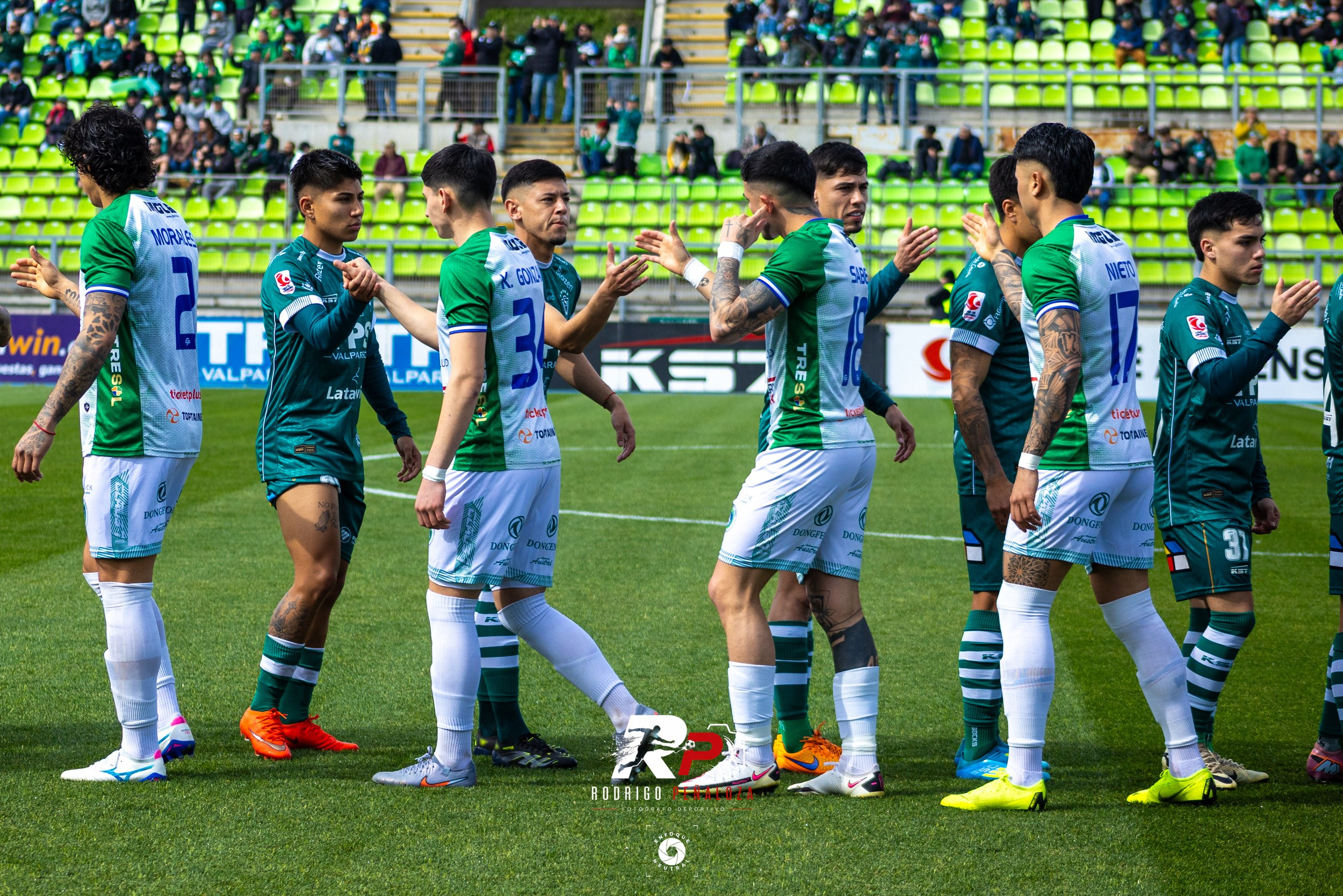 FUTBOL PROFESIONAL S. WANDERERS VS D. PUERTO MONTT FECHA 21. Fotógrafo Deportivo Rodrigo Peñaloza Otarola