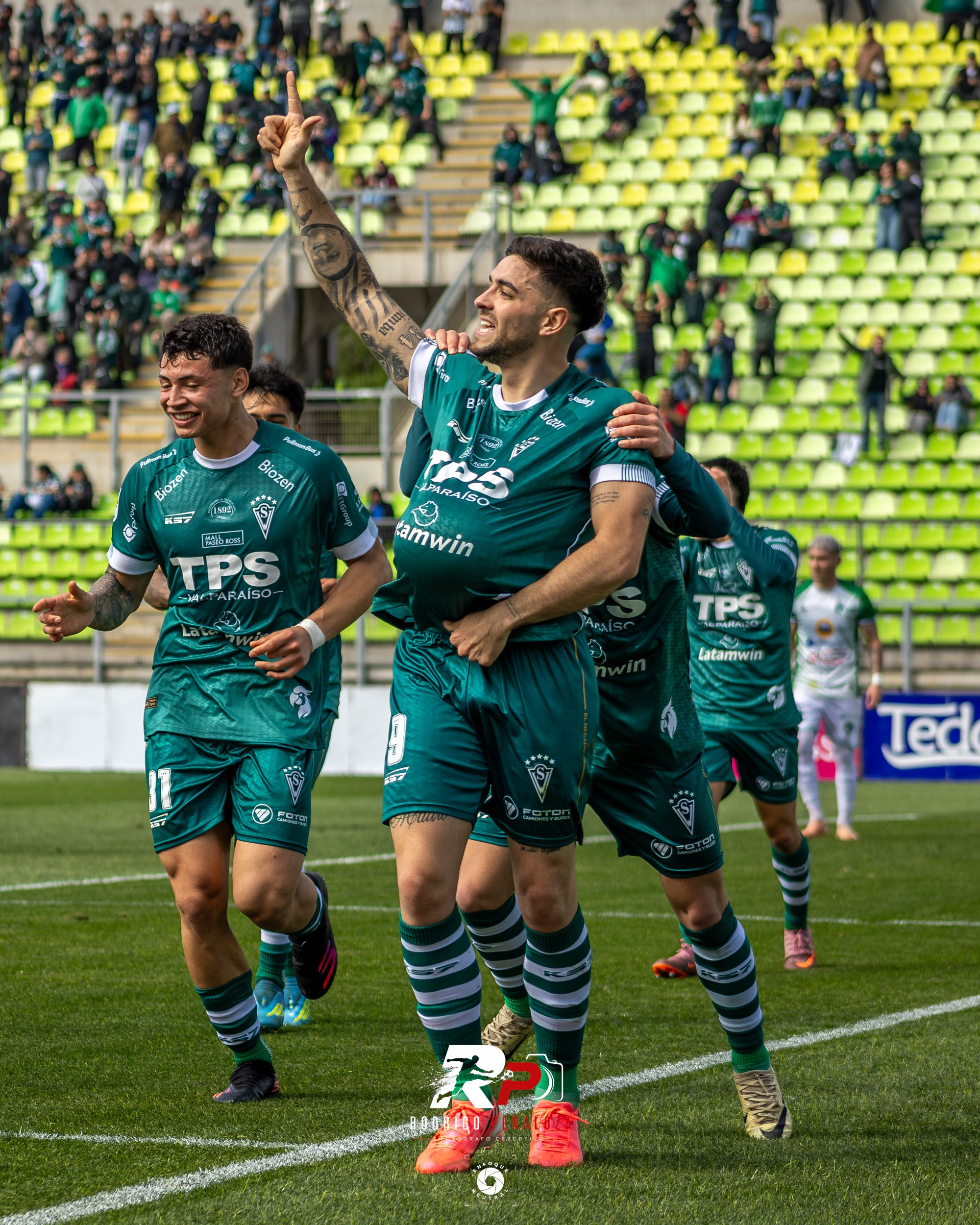 FUTBOL PROFESIONAL S. WANDERERS VS D. PUERTO MONTT FECHA 21. Fotógrafo Deportivo Rodrigo Peñaloza Otarola