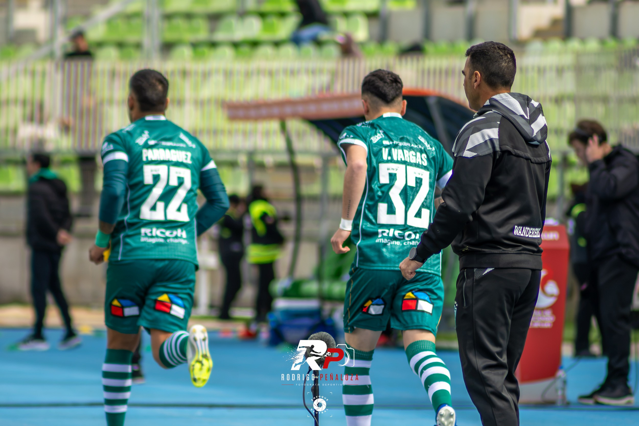 FUTBOL PROFESIONAL S. WANDERERS VS D. PUERTO MONTT FECHA 21. Fotógrafo Deportivo Rodrigo Peñaloza Otarola