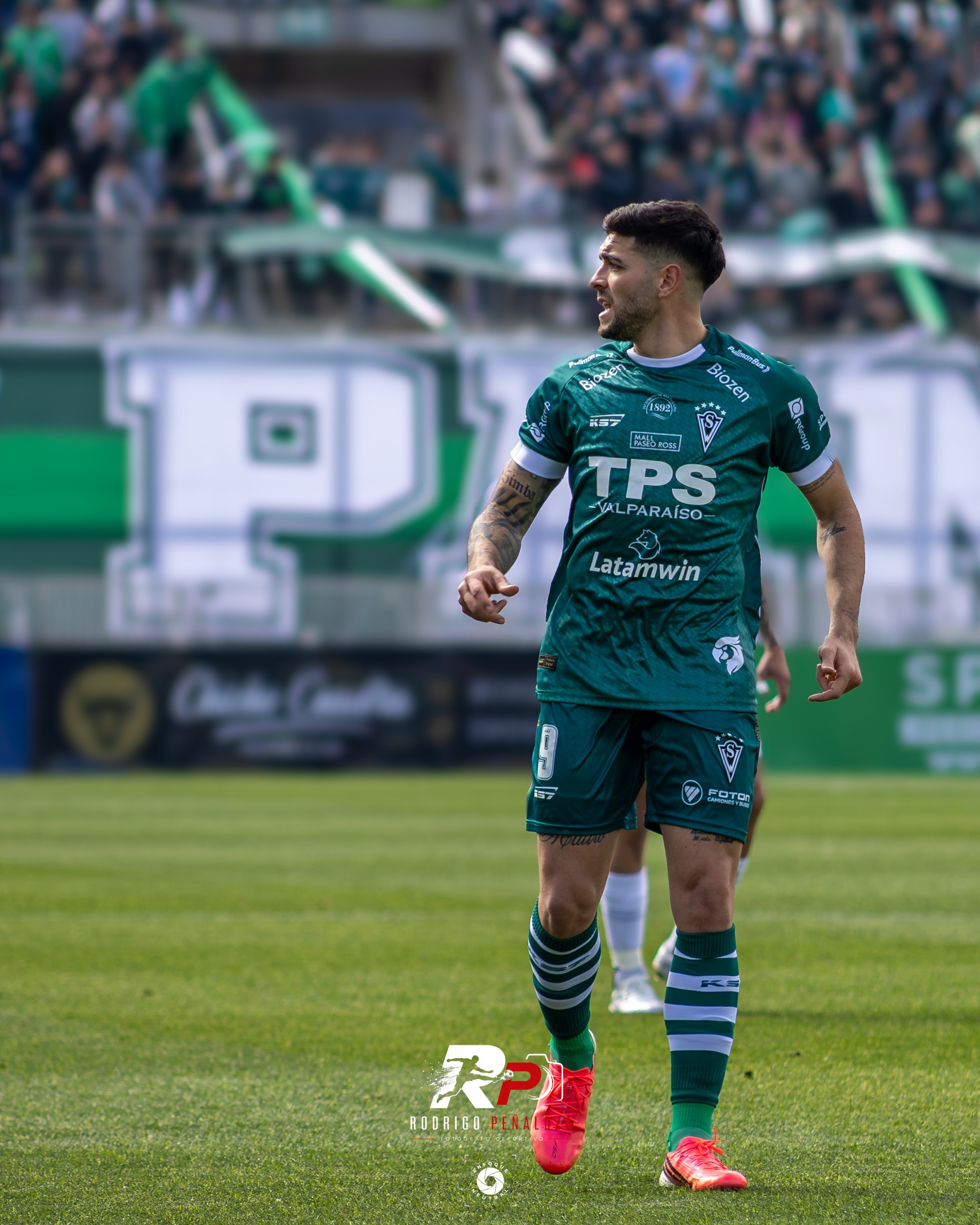 FUTBOL PROFESIONAL S. WANDERERS VS D. PUERTO MONTT FECHA 21. Fotógrafo Deportivo Rodrigo Peñaloza Otarola