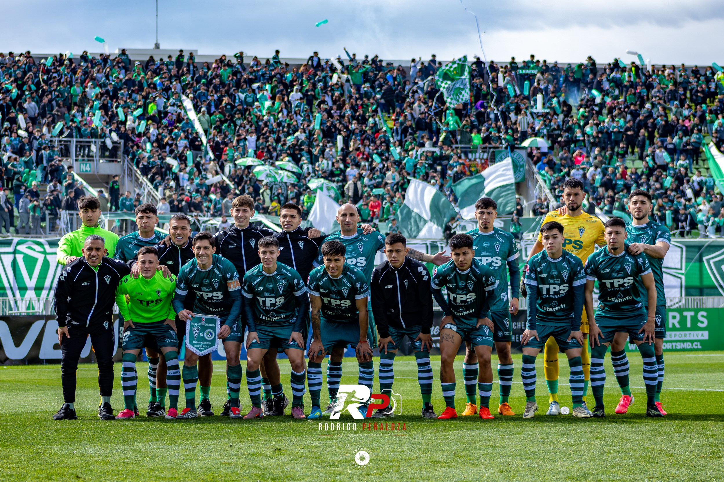 FUTBOL PROFESIONAL S. WANDERERS VS D. PUERTO MONTT FECHA 21. Fotógrafo Deportivo Rodrigo Peñaloza Otarola