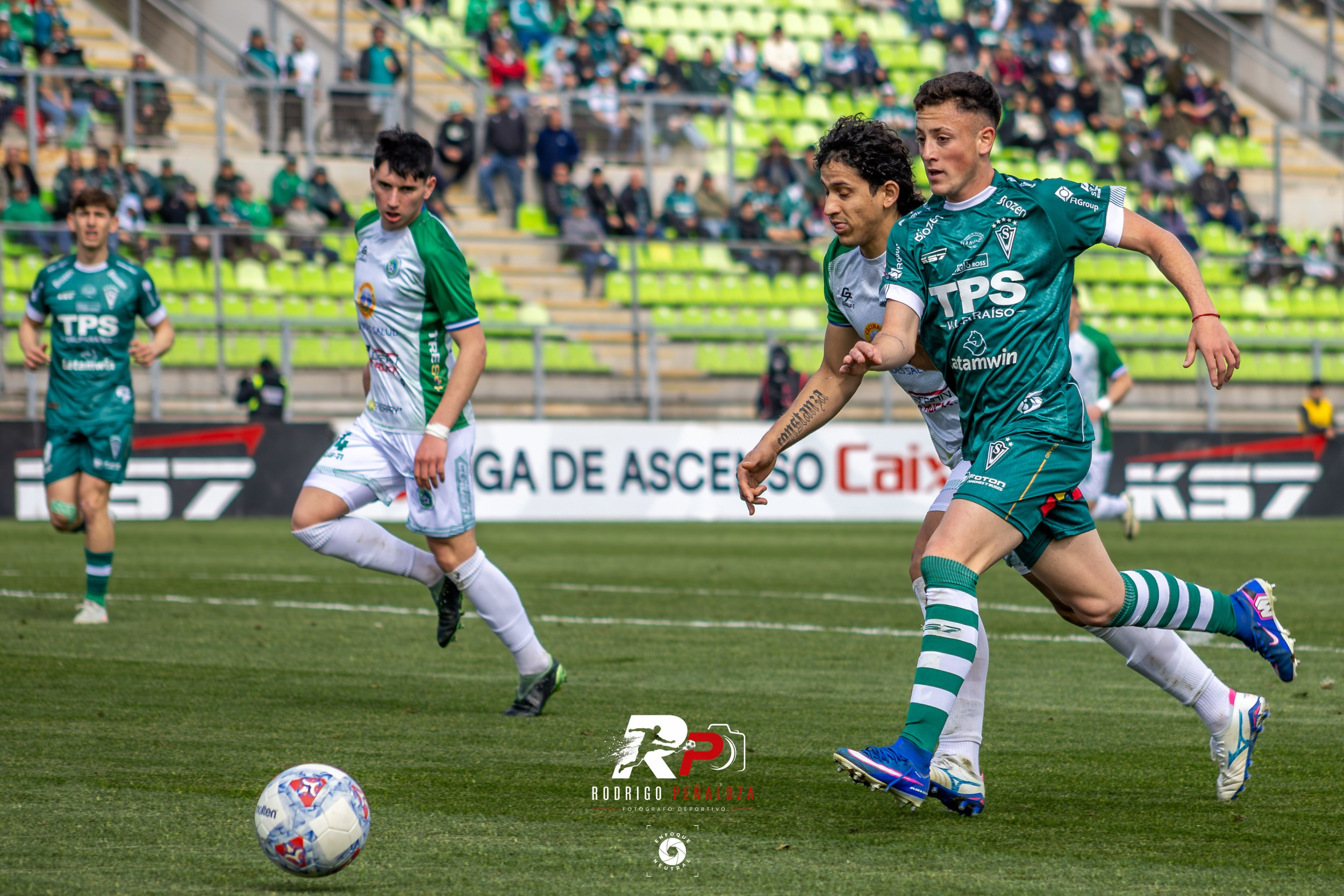 FUTBOL PROFESIONAL S. WANDERERS VS D. PUERTO MONTT FECHA 21. Fotógrafo Deportivo Rodrigo Peñaloza Otarola