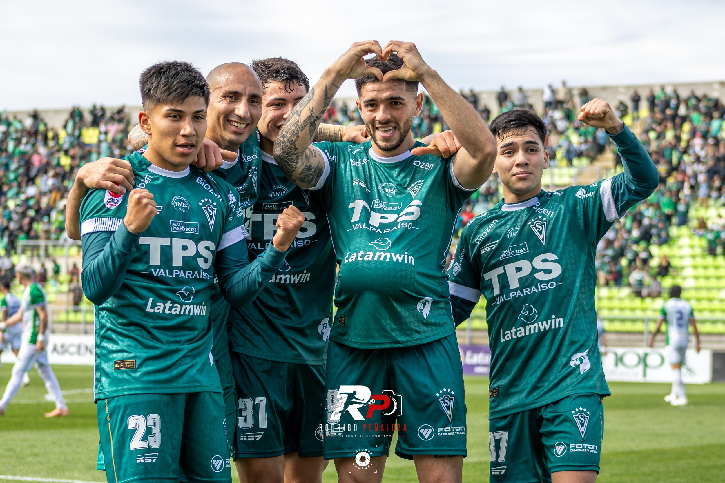 FUTBOL PROFESIONAL S. WANDERERS VS D. PUERTO MONTT FECHA 21. Fotógrafo Deportivo Rodrigo Peñaloza Otarola