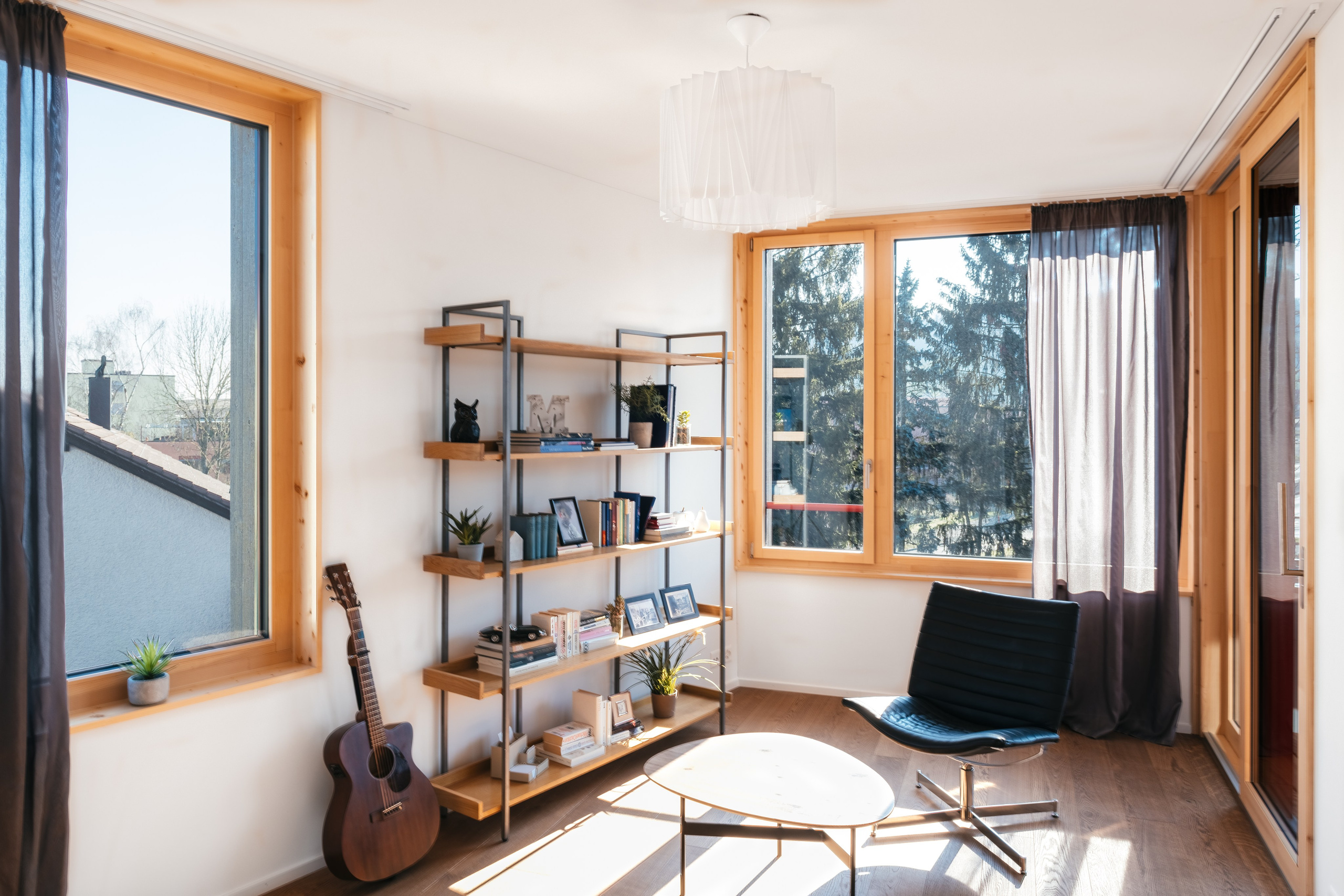 Wohnung, DIELSDORF, Kt. ZÜRICH. Hallo! Ich bin Elena und arbeite als Immobilienfotografin