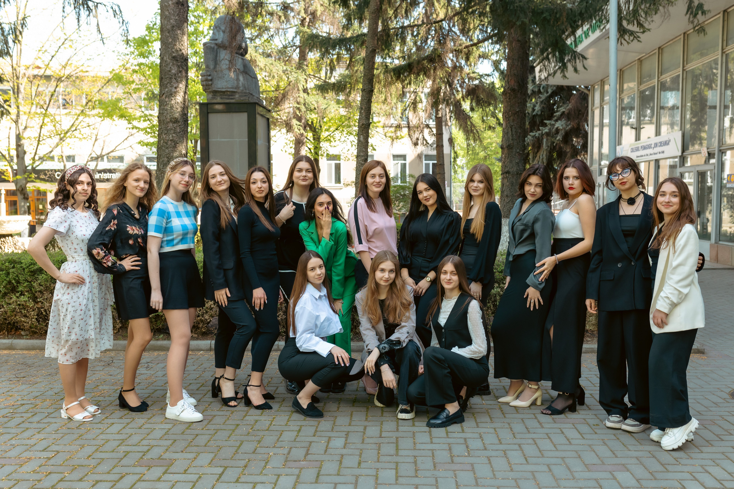 Recenzii Estudent.md – Păreri despre Albume și Ședințe Foto de Absolvire