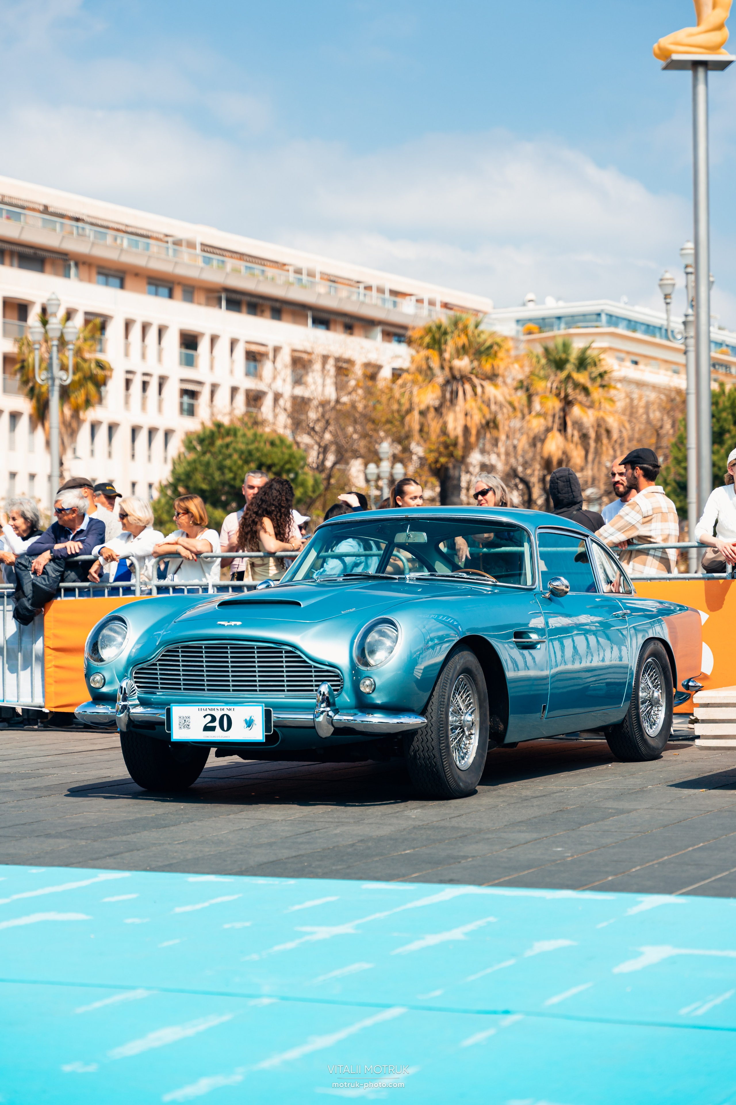 Legends de Nice. Photographe de voitures à Paris — Vitalii Motruk