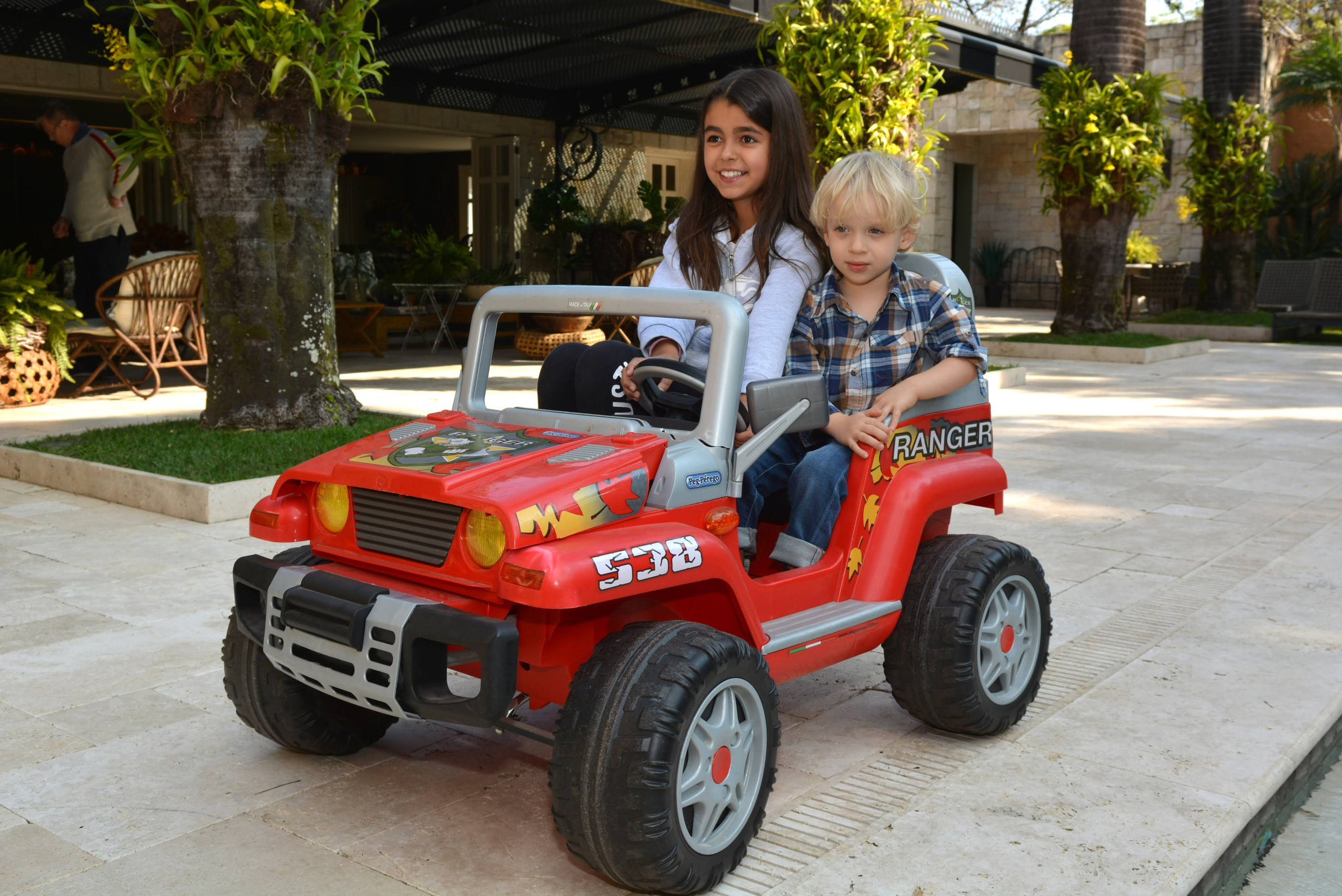 Felipe e Gustavo — 3 Anos. Rbfotoevideo