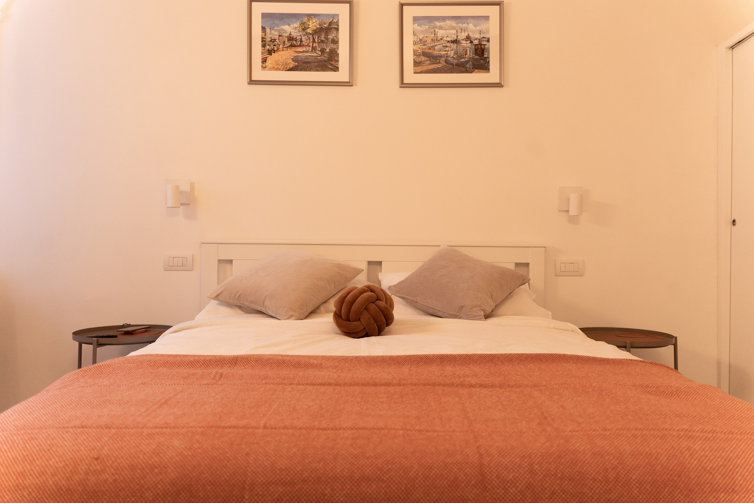 Lake Maggiore apartment. PHOTOGRAPHER IN ITALY