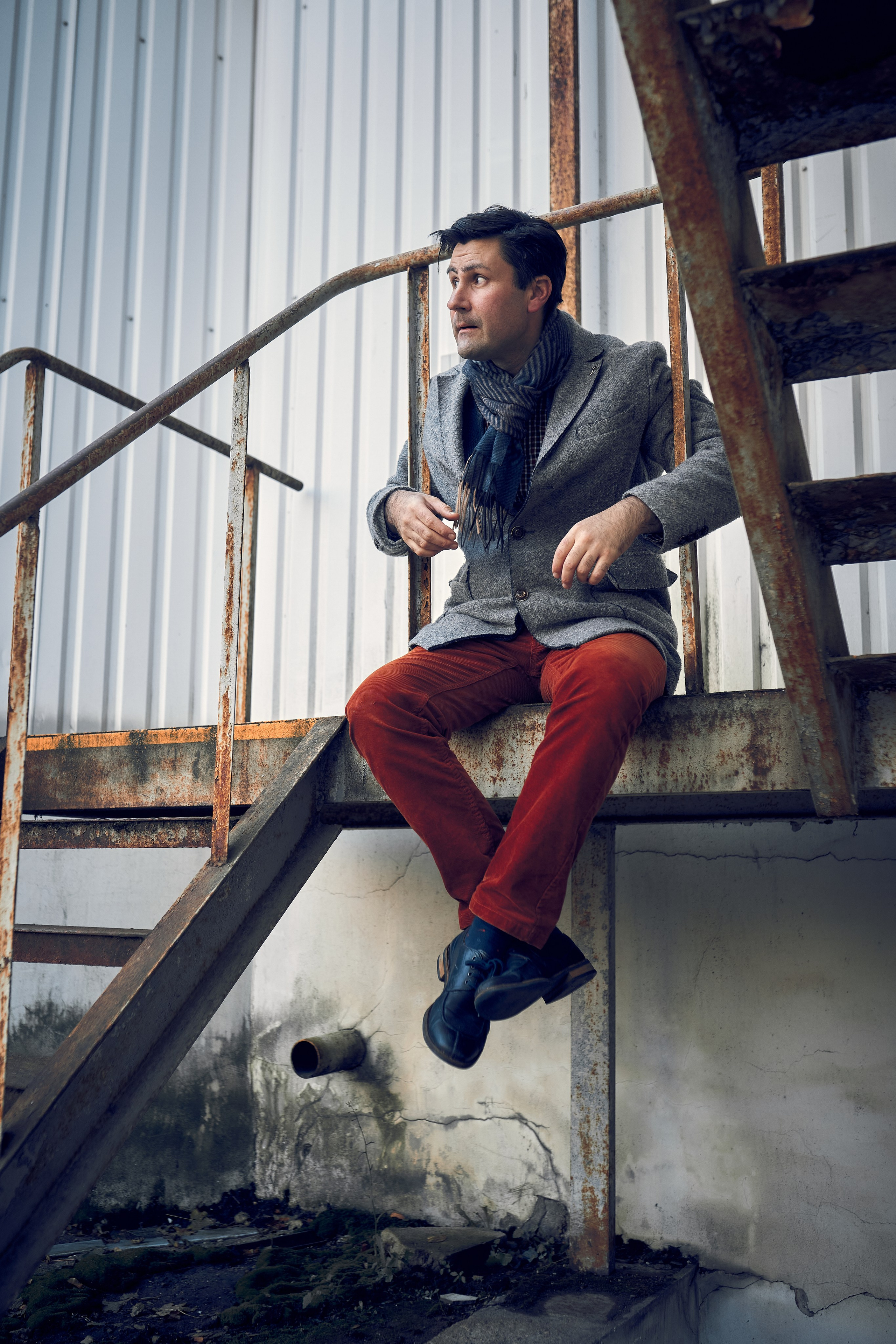 Portrait photographer in Riga. Photographer in Doha, Qatar