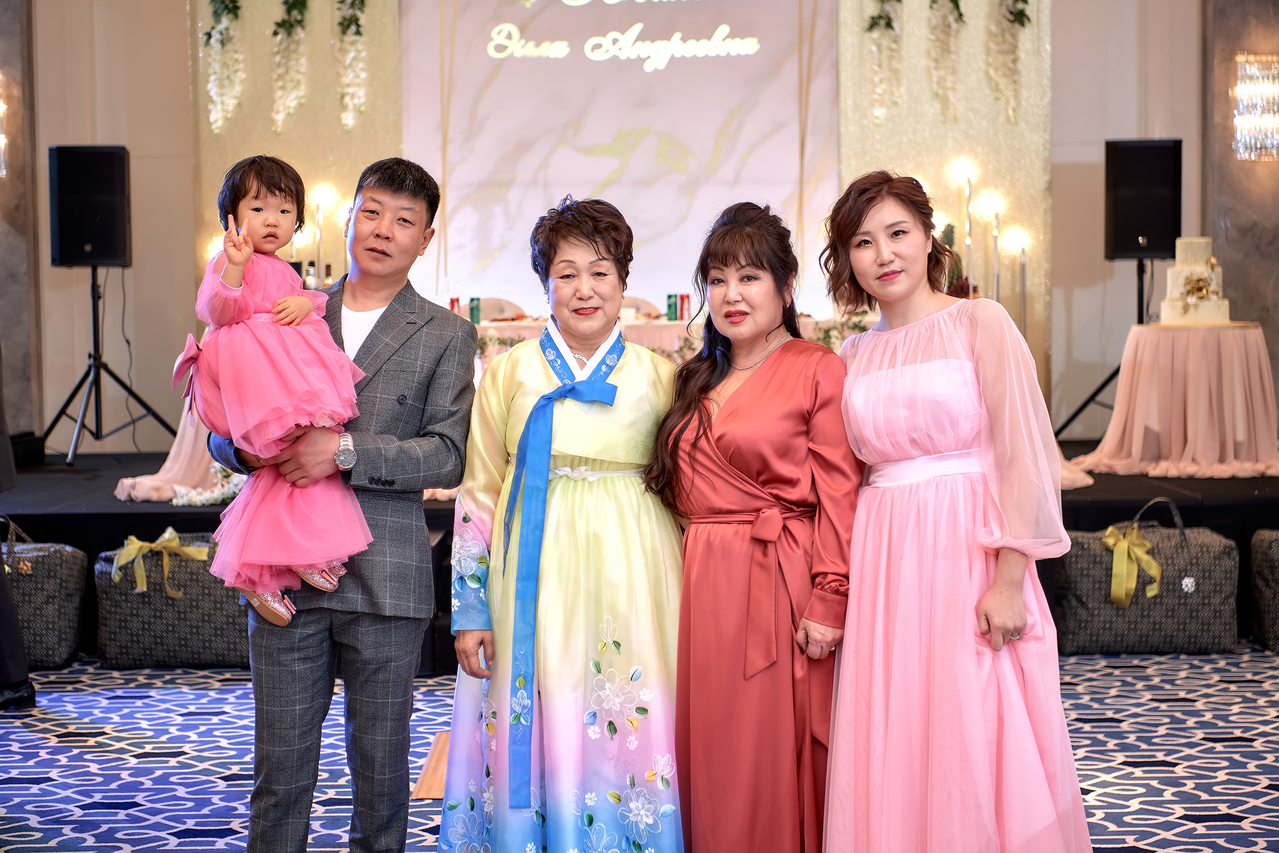 Юбилейный вечер Эллы Андреевны. Фотограф в Южной Корее