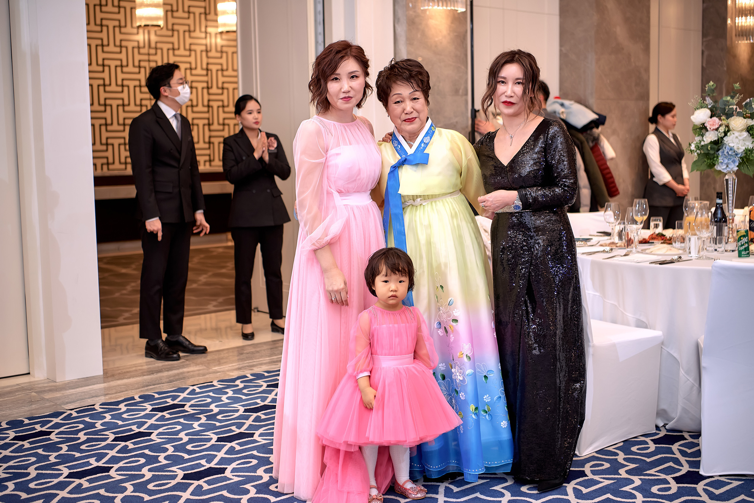 Юбилейный вечер Эллы Андреевны. Фотограф в Южной Корее