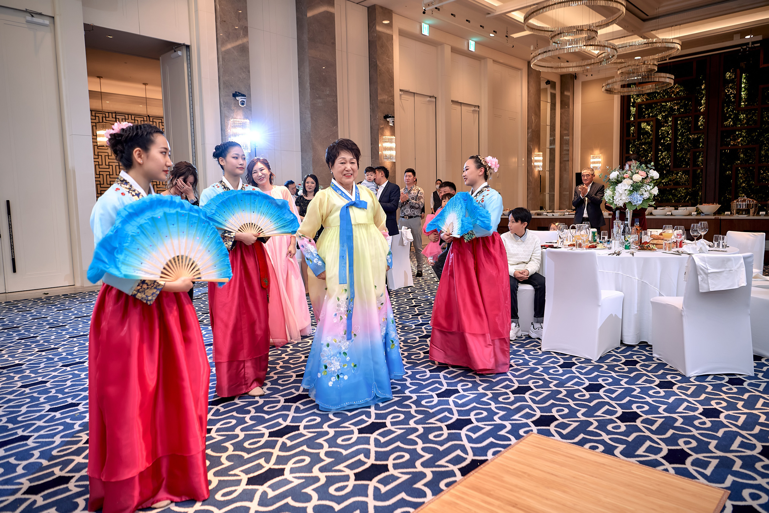Юбилей Элла Андреевна. Фотограф в Южной Корее