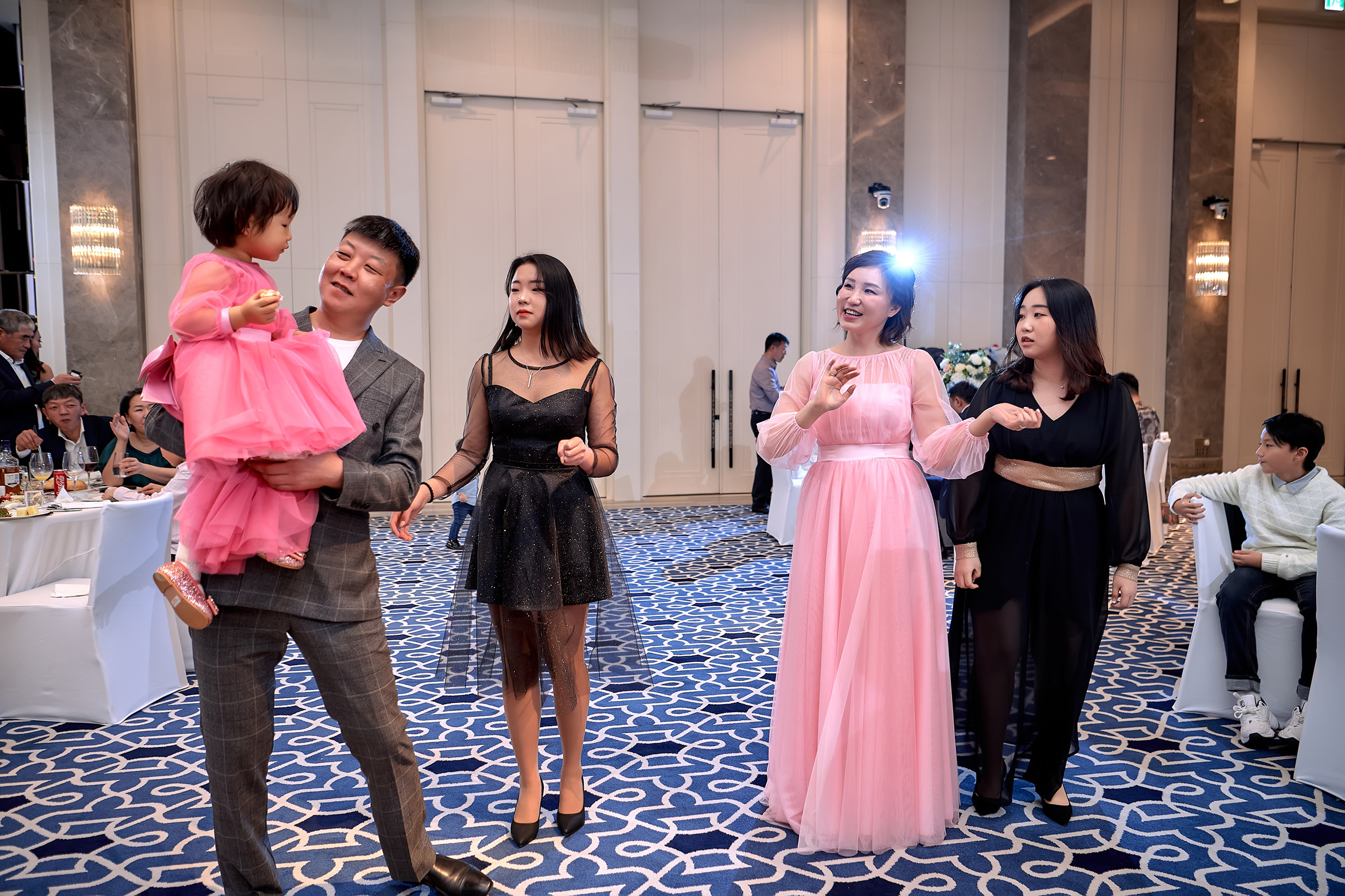 Юбилейный вечер Эллы Андреевны. Фотограф в Южной Корее