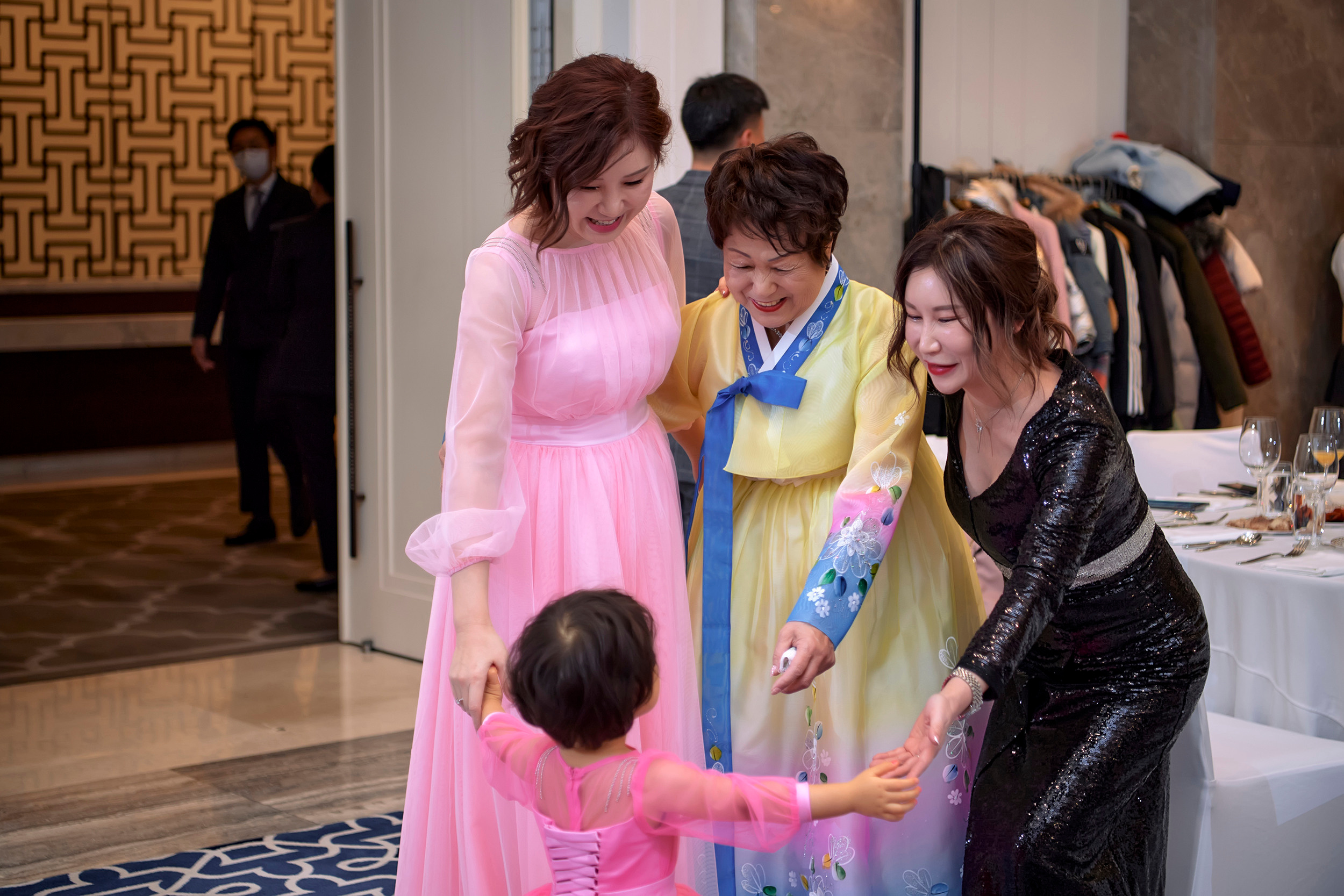 Юбилей Элла Андреевна. Фотограф в Южной Корее