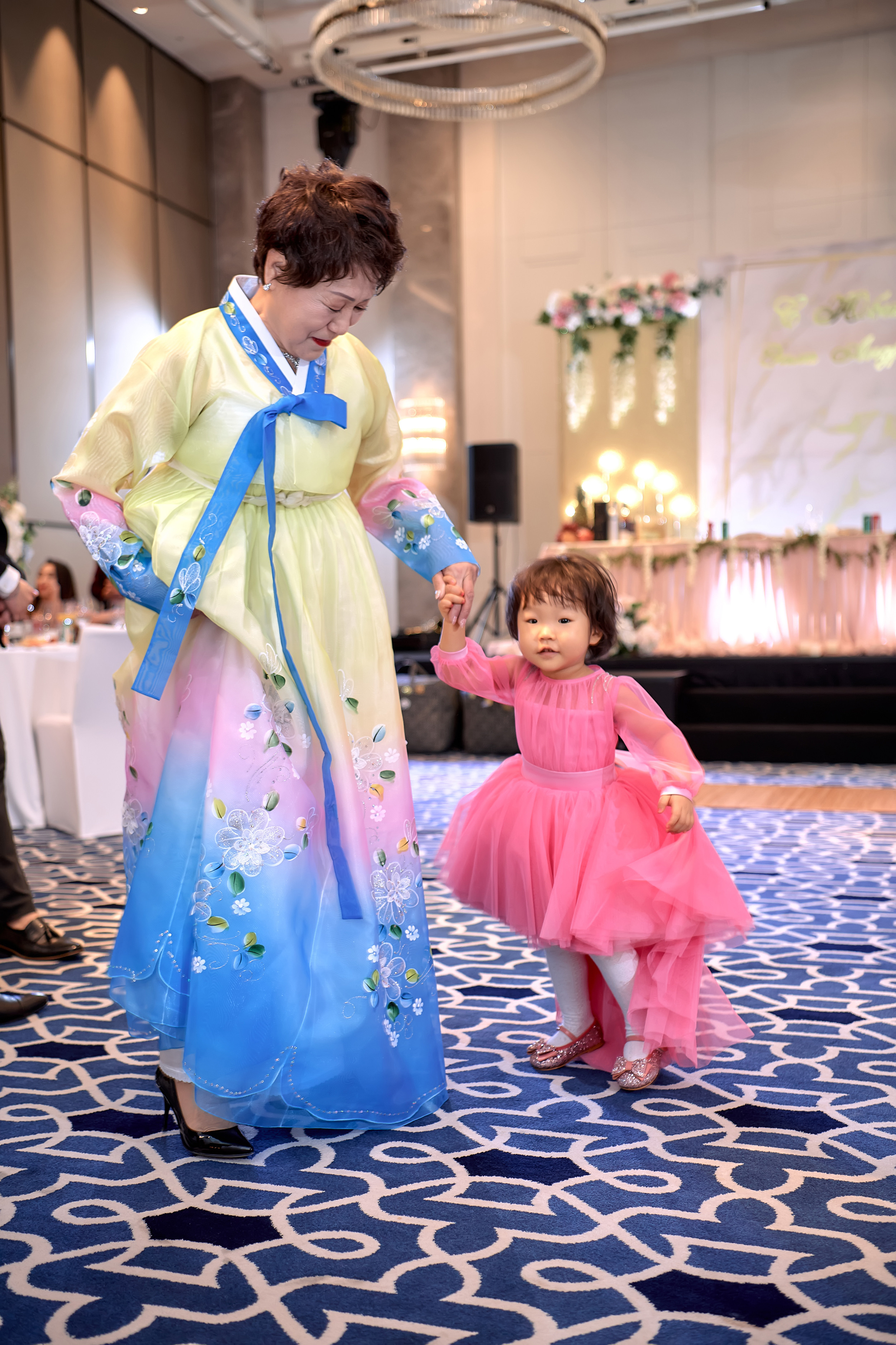 Юбилей Элла Андреевна. Фотограф в Южной Корее