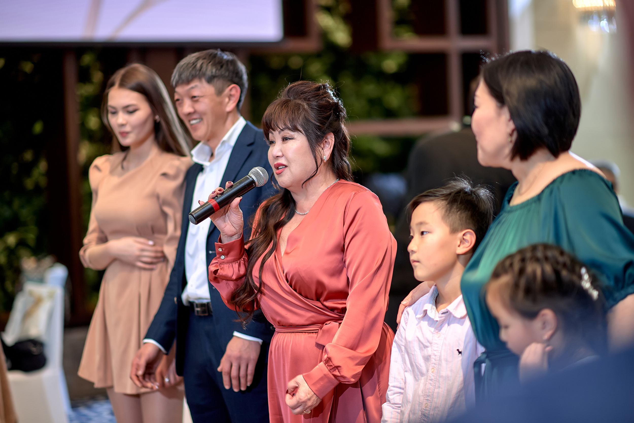 Юбилейный вечер Эллы Андреевны. Фотограф в Южной Корее