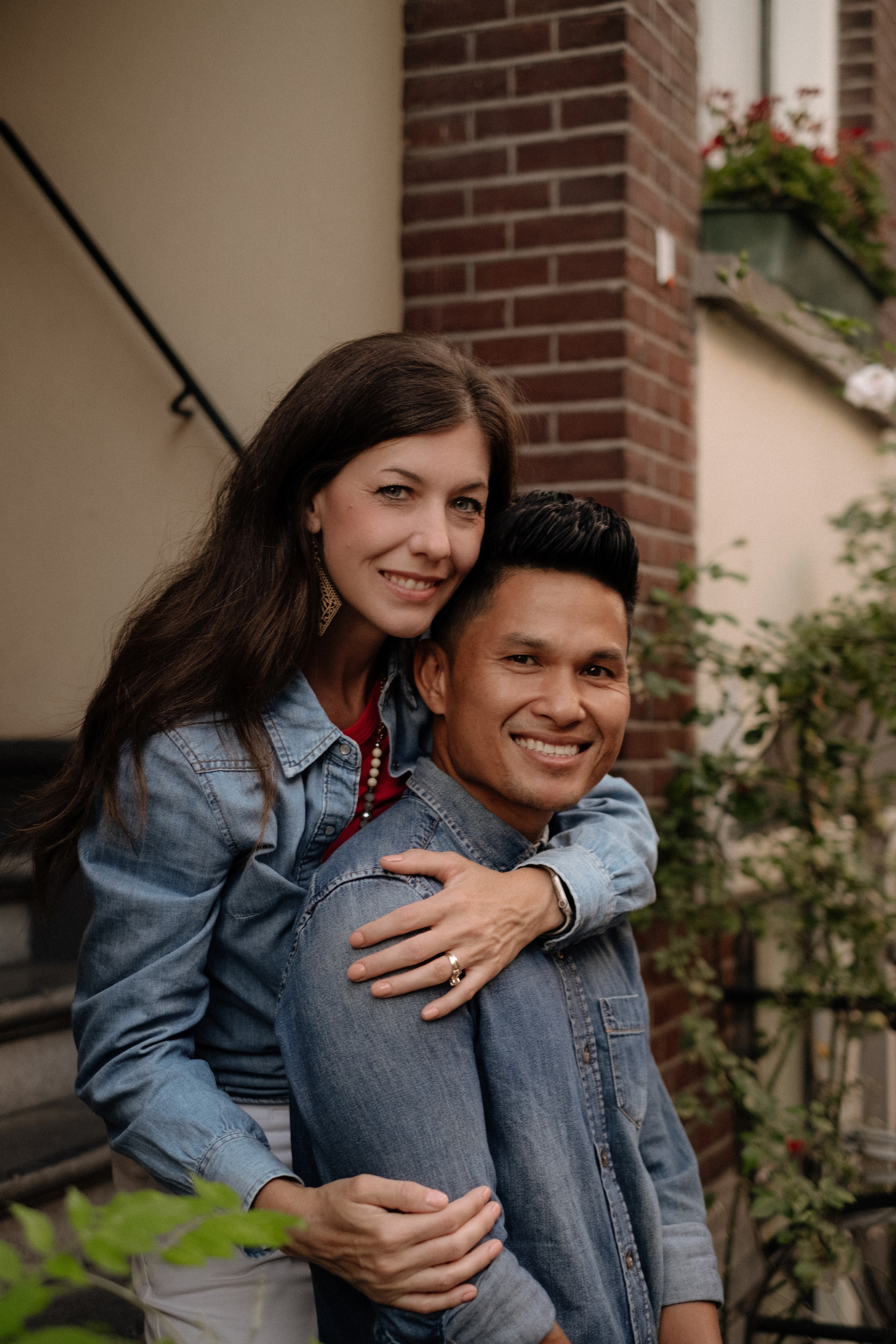 Chanhta & Susan. Lifestyle photographer in Amsterdam Astya Geza