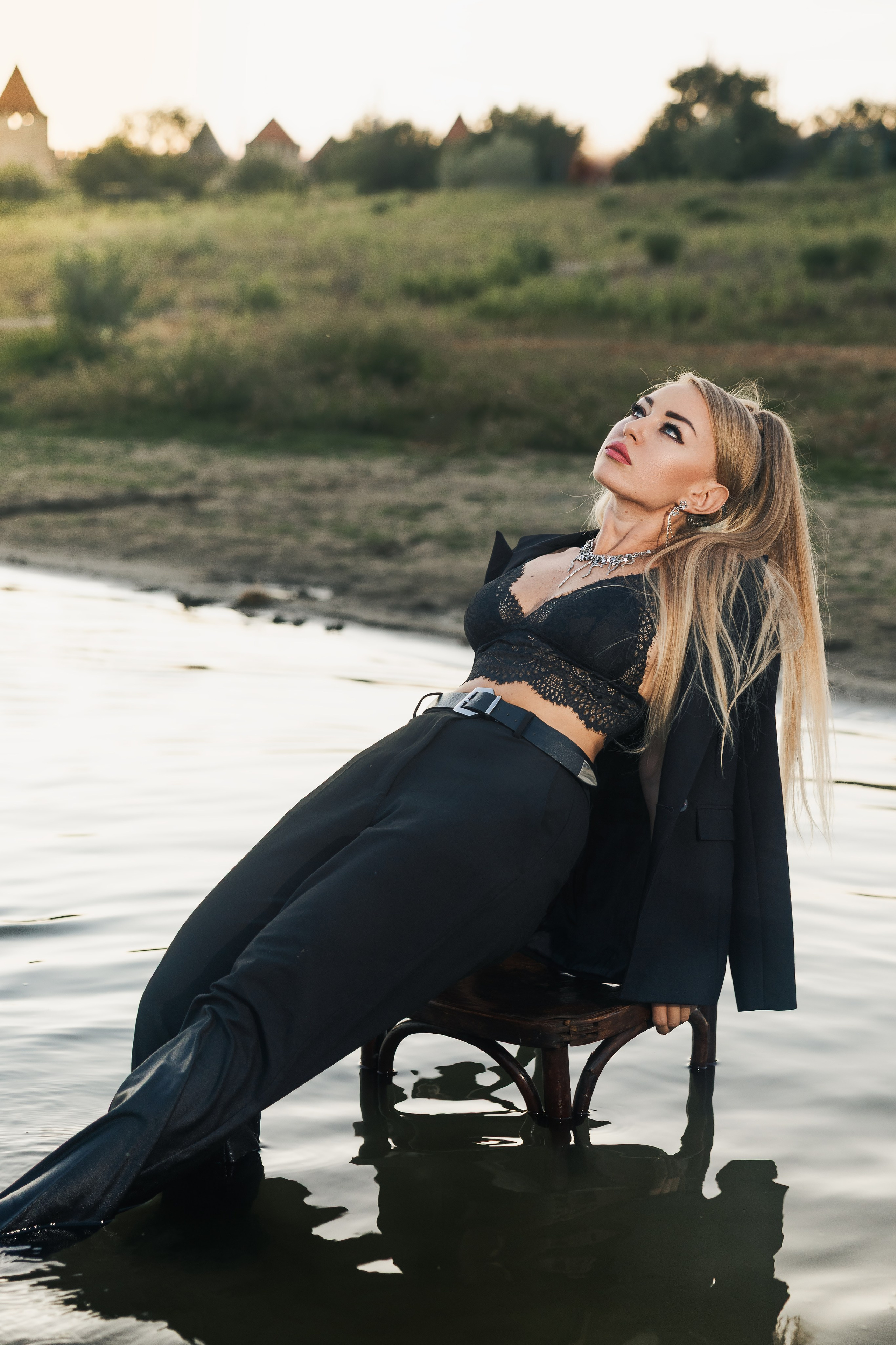Igra kontrastov / Игра контрастов. Fotograf Zoja | Fotografiranje krsta, poroke in družine v Sloveniji