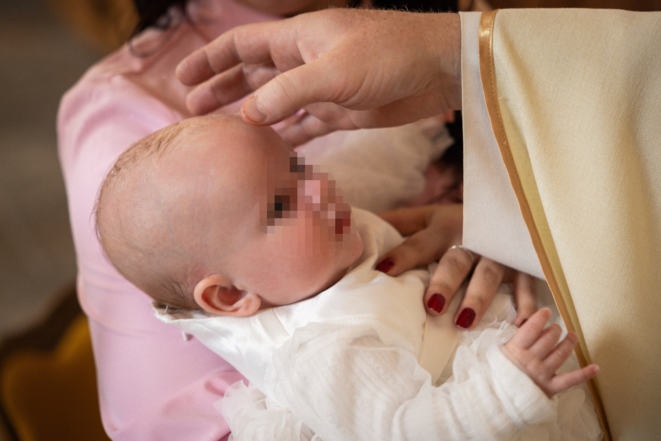 Sveti krst male Mije/Святое крещение малышки Мии. Fotograf Zoja | Fotografiranje krsta, poroke in družine v Sloveniji
