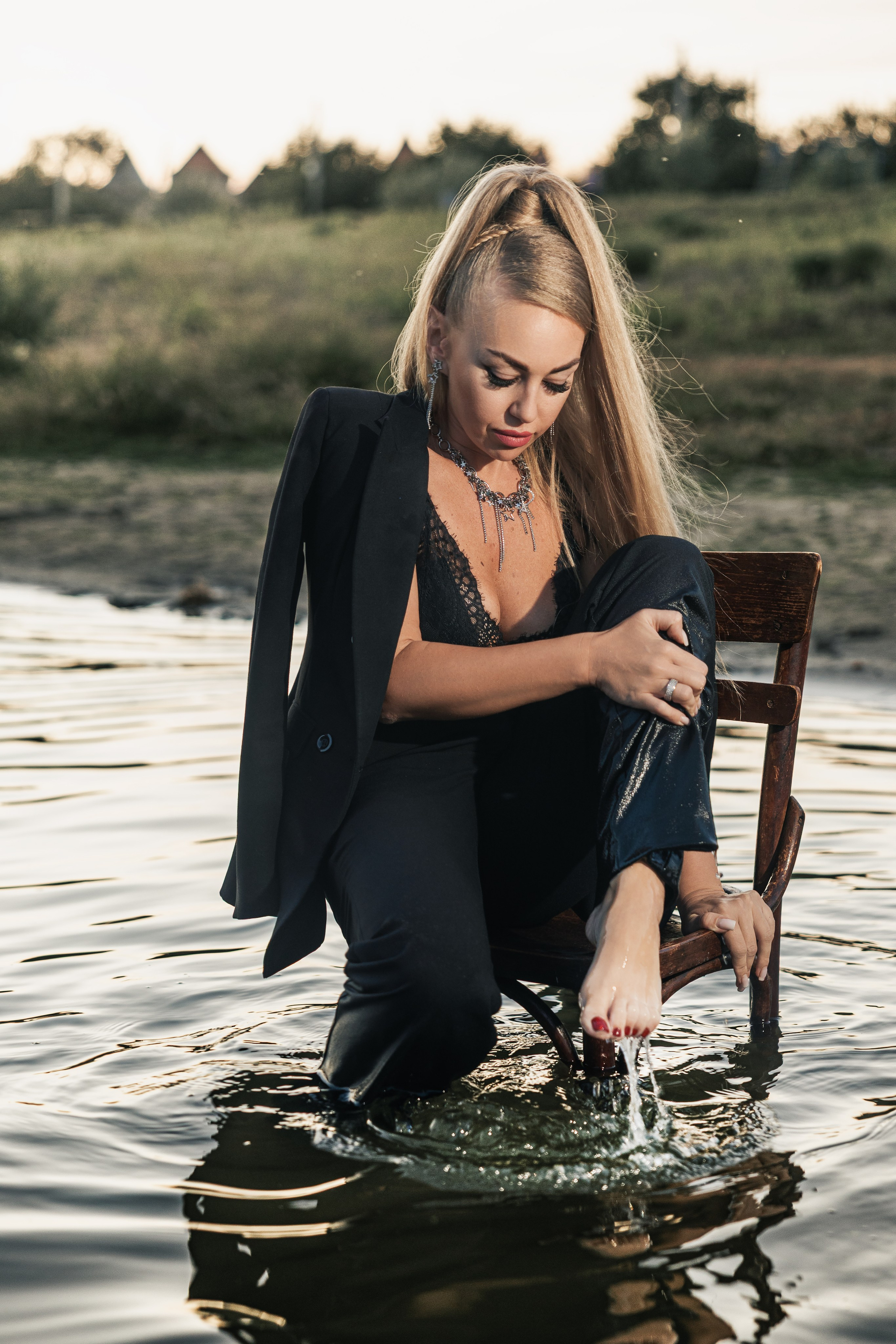Igra kontrastov / Игра контрастов. Fotograf Zoja | Fotografiranje krsta, poroke in družine v Sloveniji