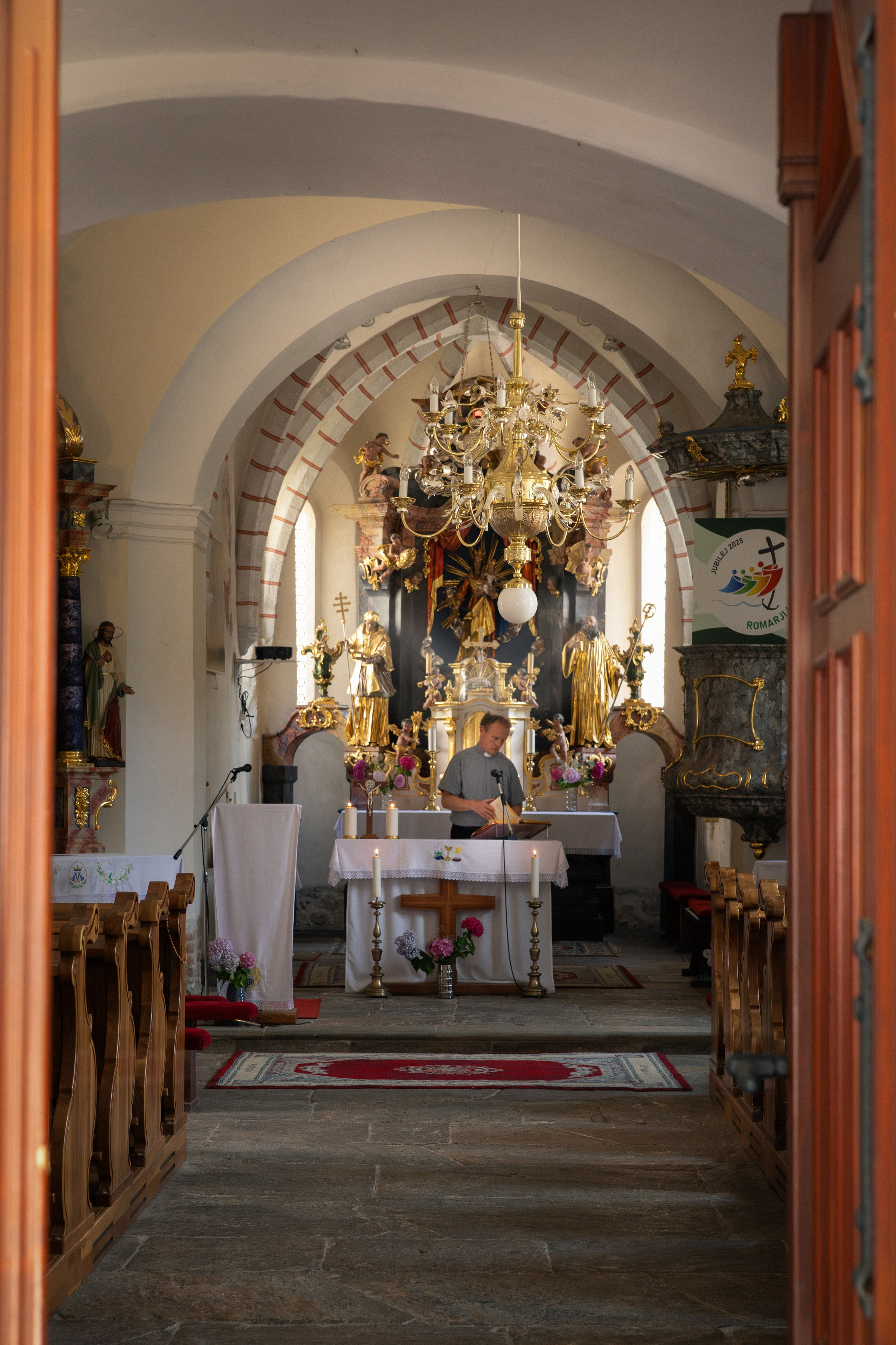 Sveti krst male Mije/Святое крещение малышки Мии. Fotograf Zoja | Fotografiranje krsta, poroke in družine v Sloveniji