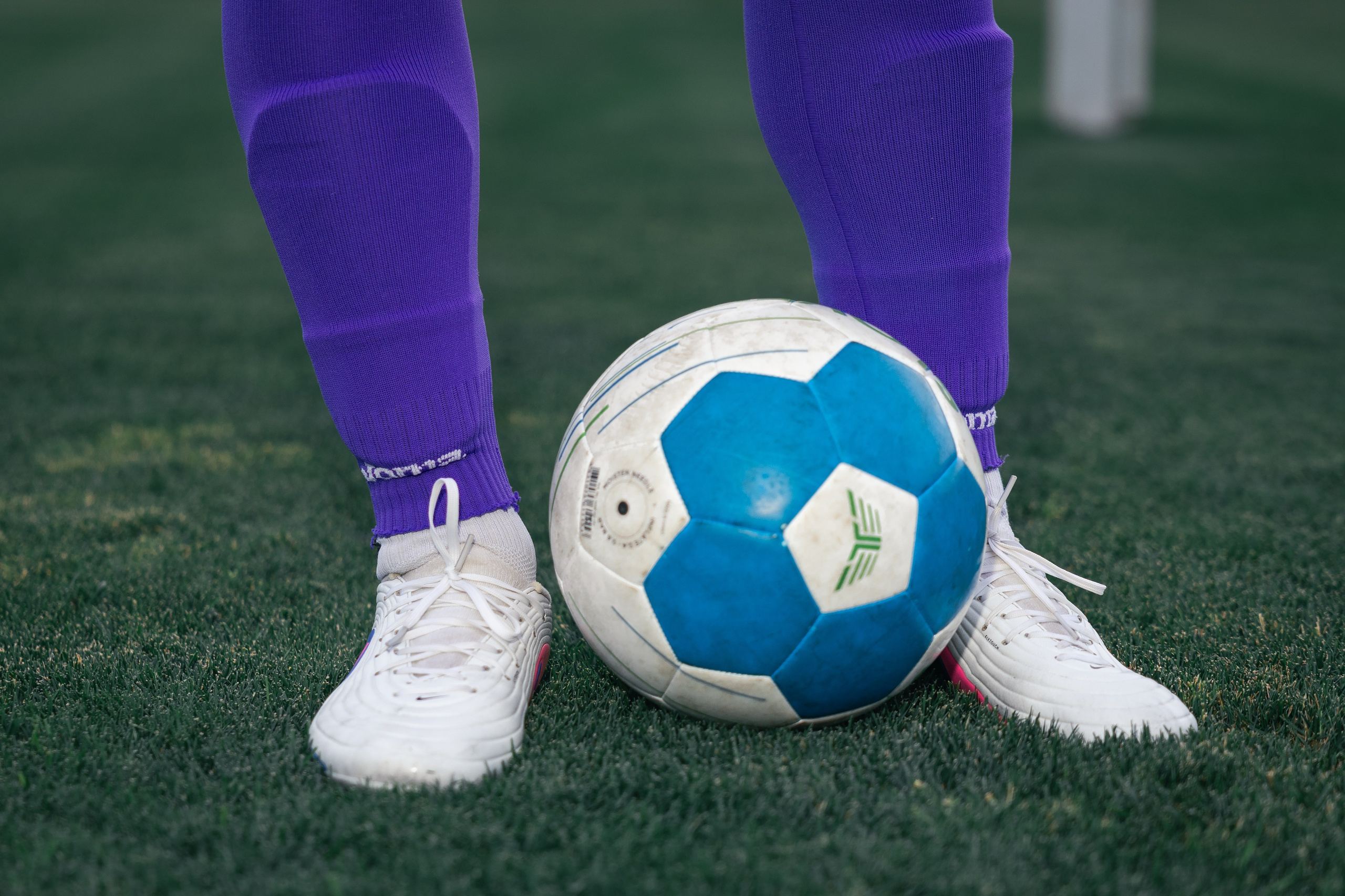 Vpogled v trening / За кулисами тренировки. Fotograf Zoja | Fotografiranje krsta, poroke in družine v Sloveniji