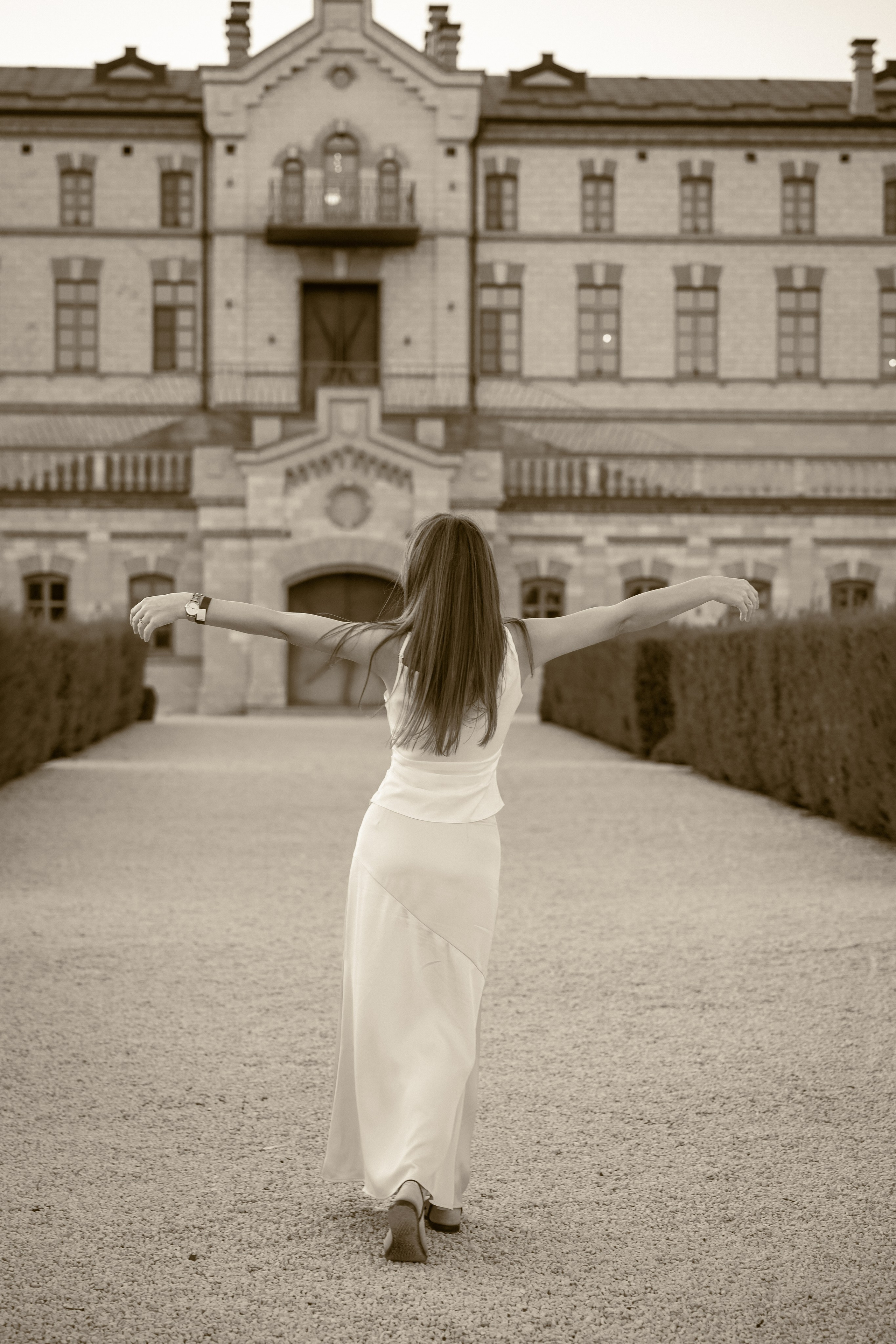 Pravljična kulisa za neprecenljive družinske spomine. 🏰💙. Фотограф Zoja