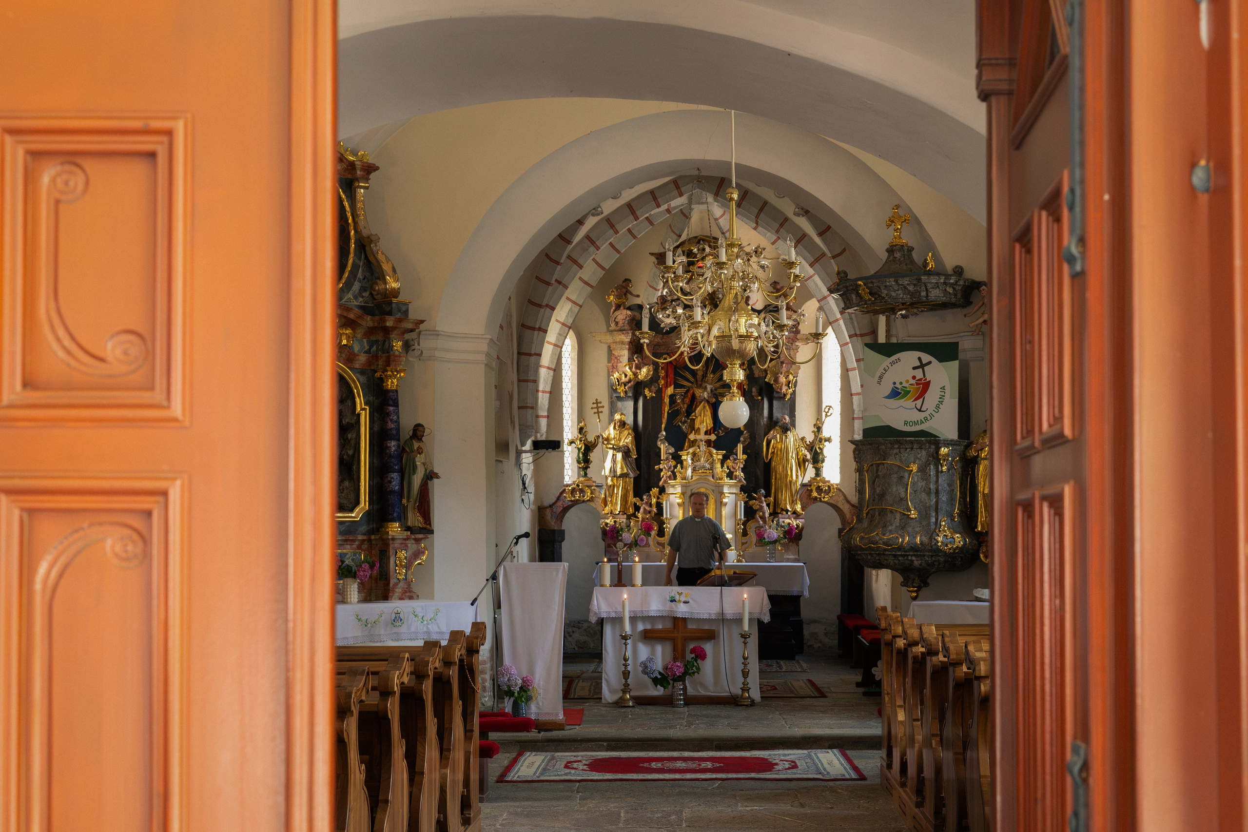 Sveti krst male Mije/Святое крещение малышки Мии. Fotograf Zoja | Fotografiranje krsta, poroke in družine v Sloveniji