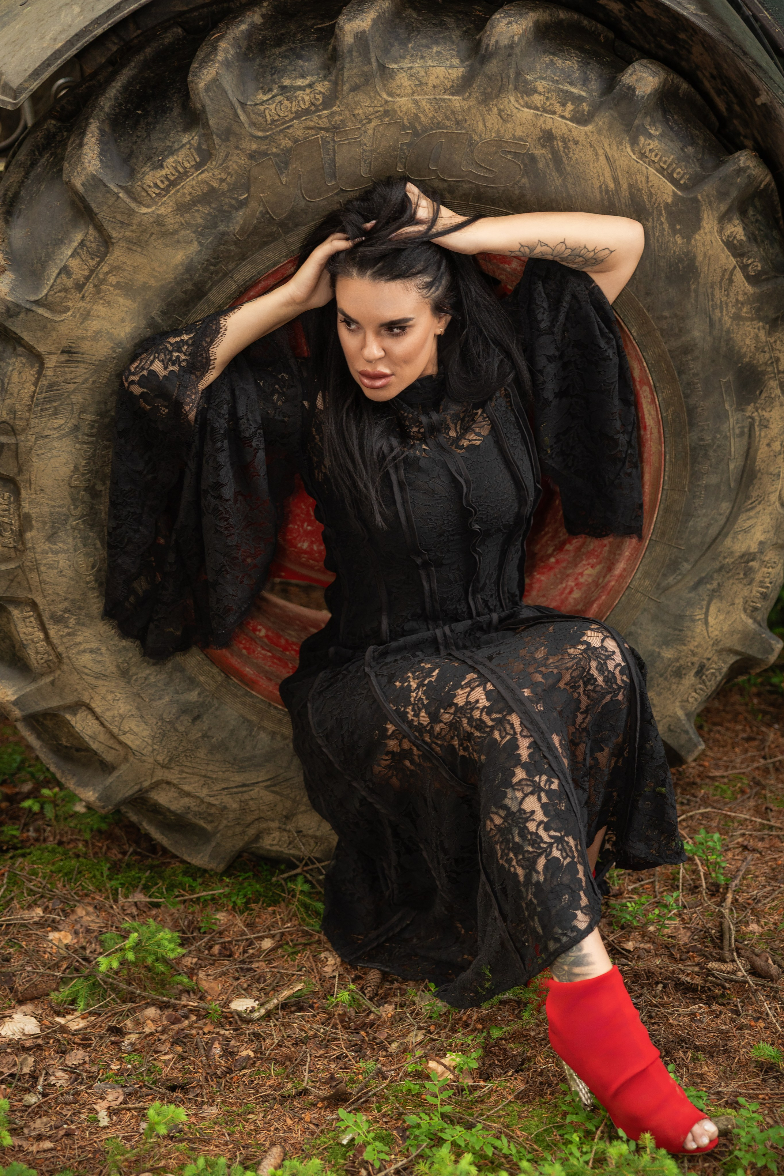 Črna eleganca / Чёрная элегантность. Fotograf Zoja | Fotografiranje krsta, poroke in družine v Sloveniji