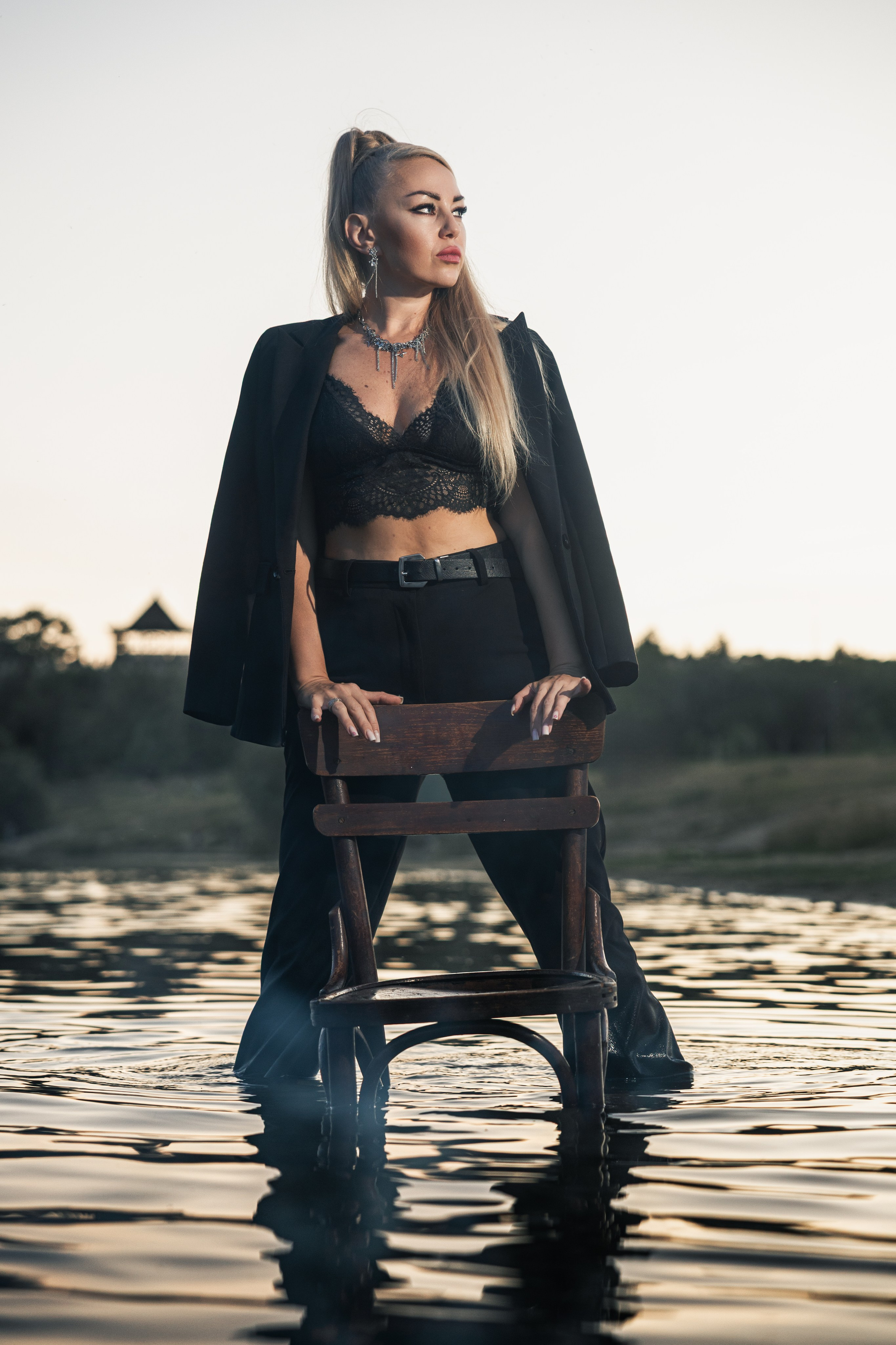 Igra kontrastov / Игра контрастов. Fotograf Zoja | Fotografiranje krsta, poroke in družine v Sloveniji