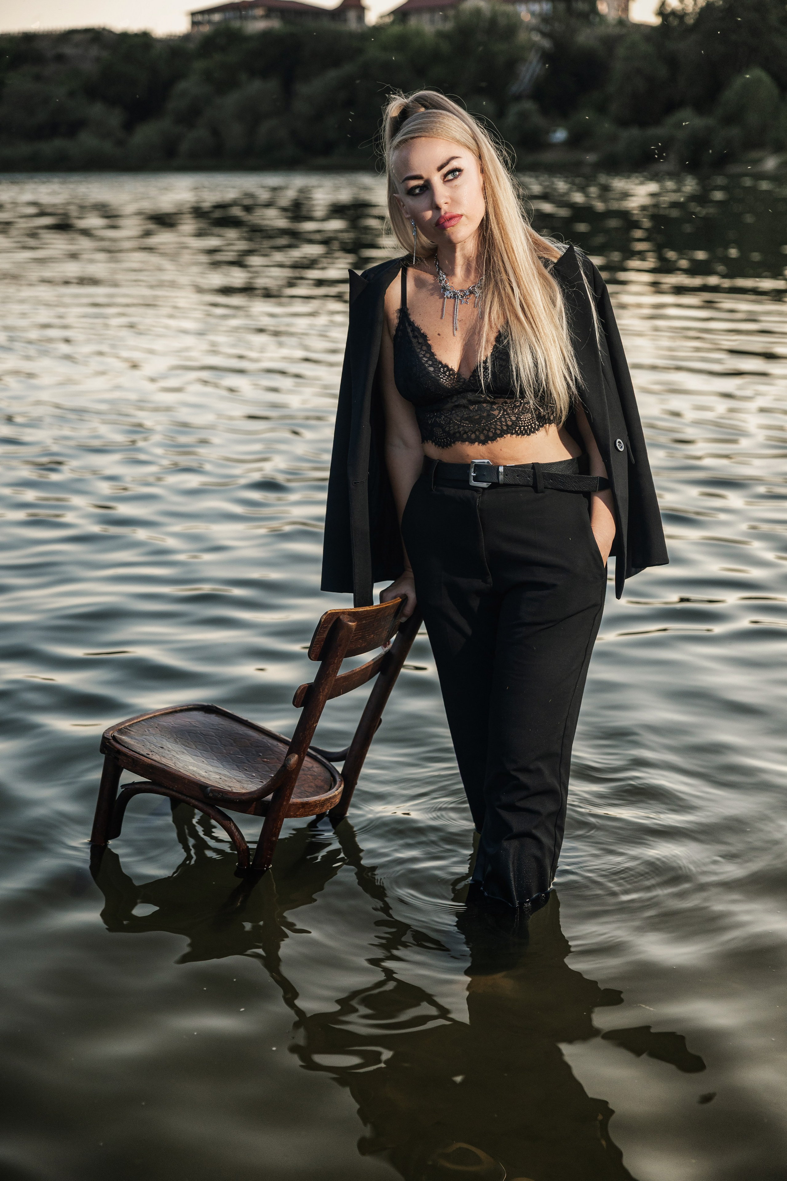 Igra kontrastov / Игра контрастов. Fotograf Zoja | Fotografiranje krsta, poroke in družine v Sloveniji
