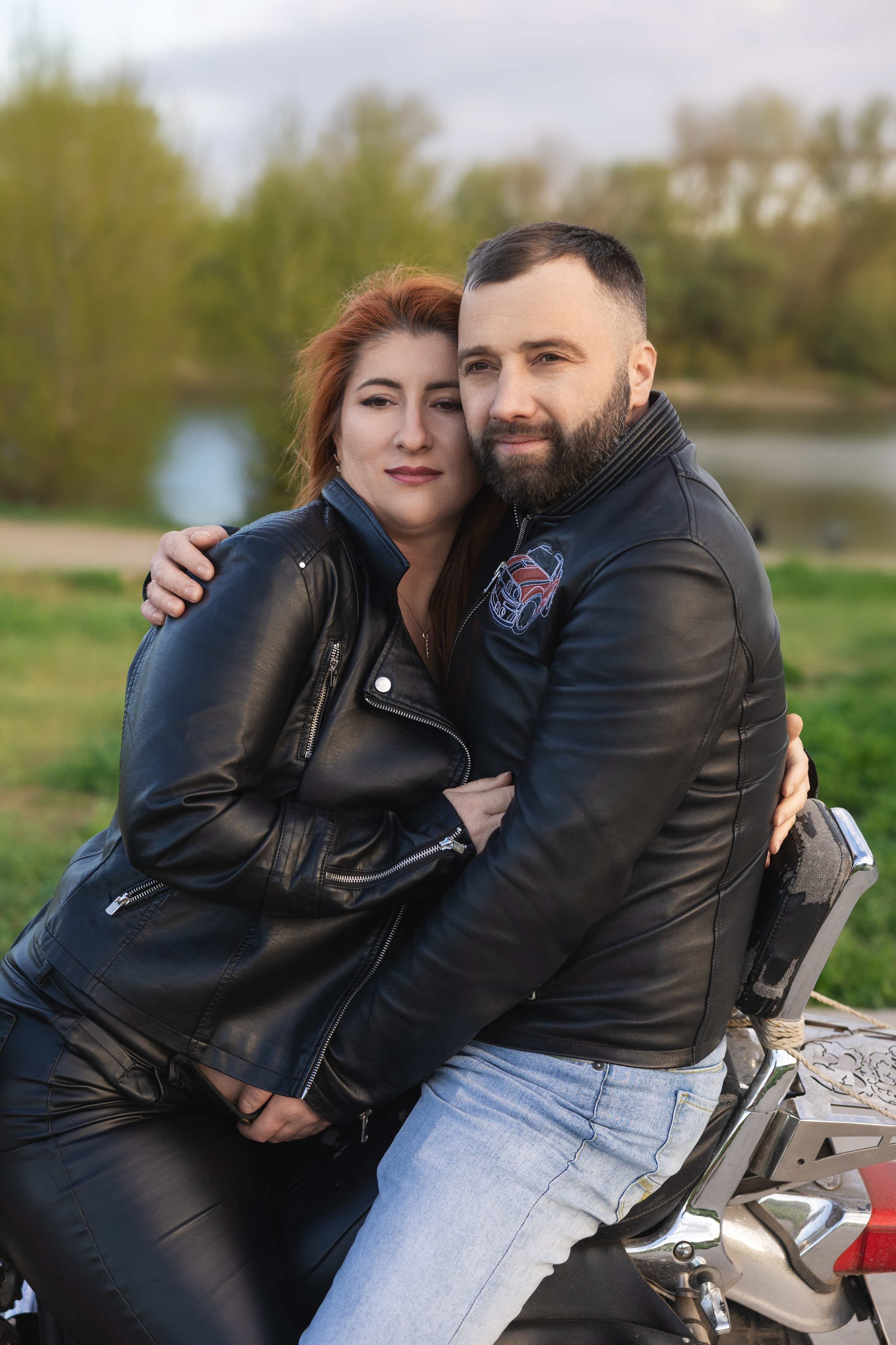 Nosečnost v stilu rock 'n' rolla / Беременность в стиле рок-н-ролл. Fotograf Zoja | Fotografiranje krsta, poroke in družine v Sloveniji