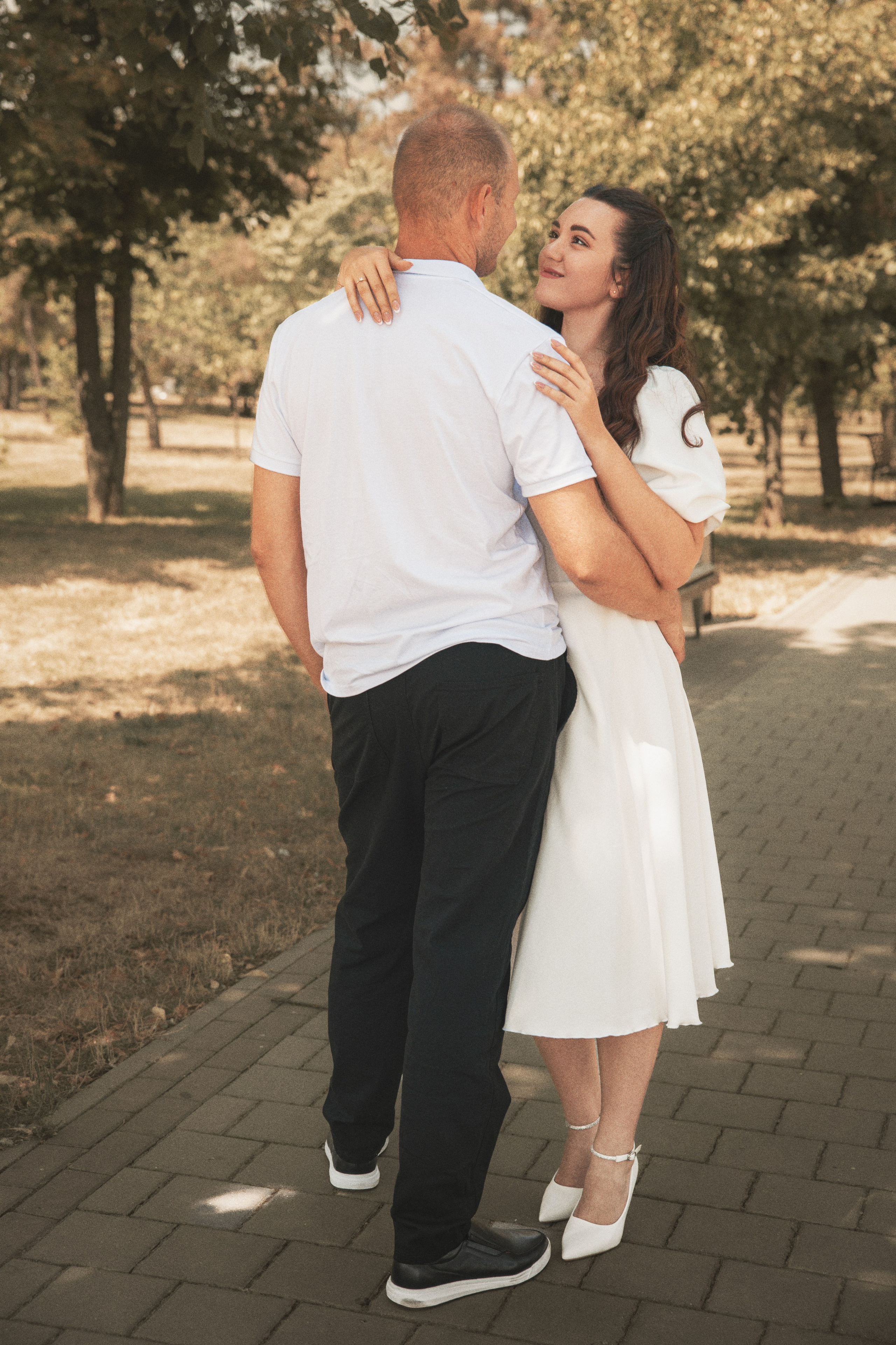 Poročni dan: od zaobljube do sprehoda / Свадебный день: от клятвы до прогулки. Fotograf Zoja | Fotografiranje krsta, poroke in družine v Sloveniji