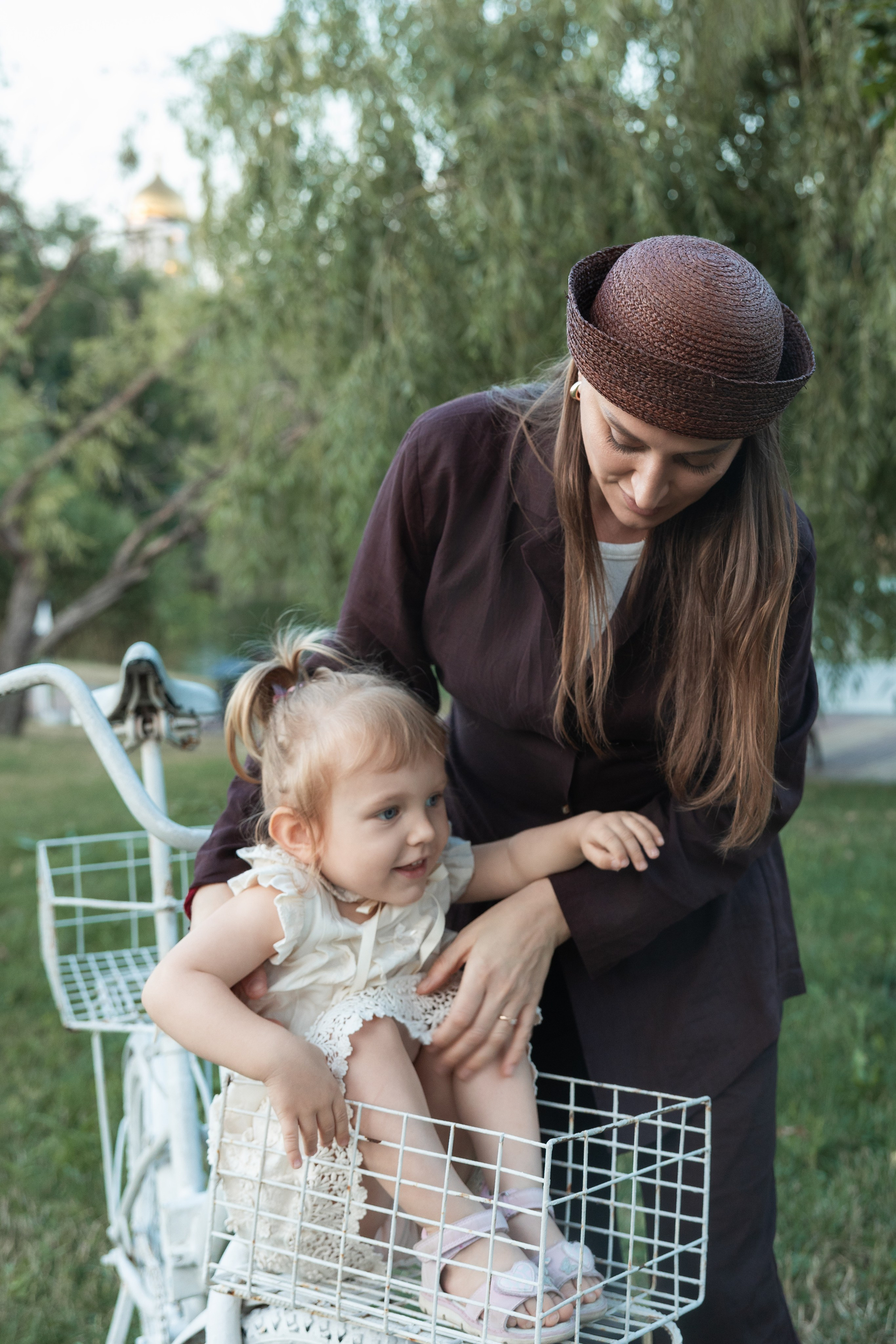 Zlati trenutki materinstva / Золотые мгновения материнства. Fotograf Zoja | Fotografiranje krsta, poroke in družine v Sloveniji
