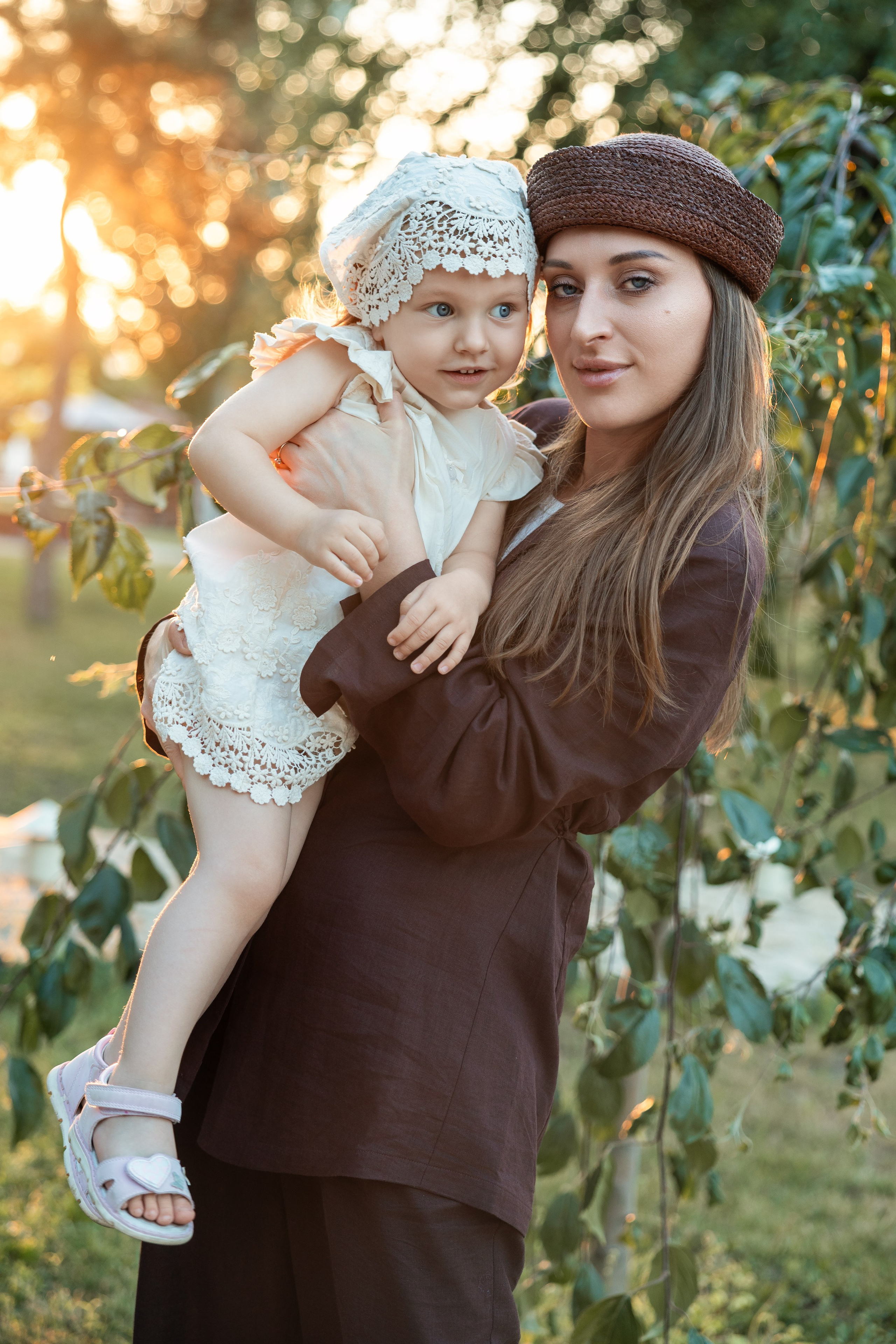 Zlati trenutki materinstva / Золотые мгновения материнства. Fotograf Zoja | Fotografiranje krsta, poroke in družine v Sloveniji