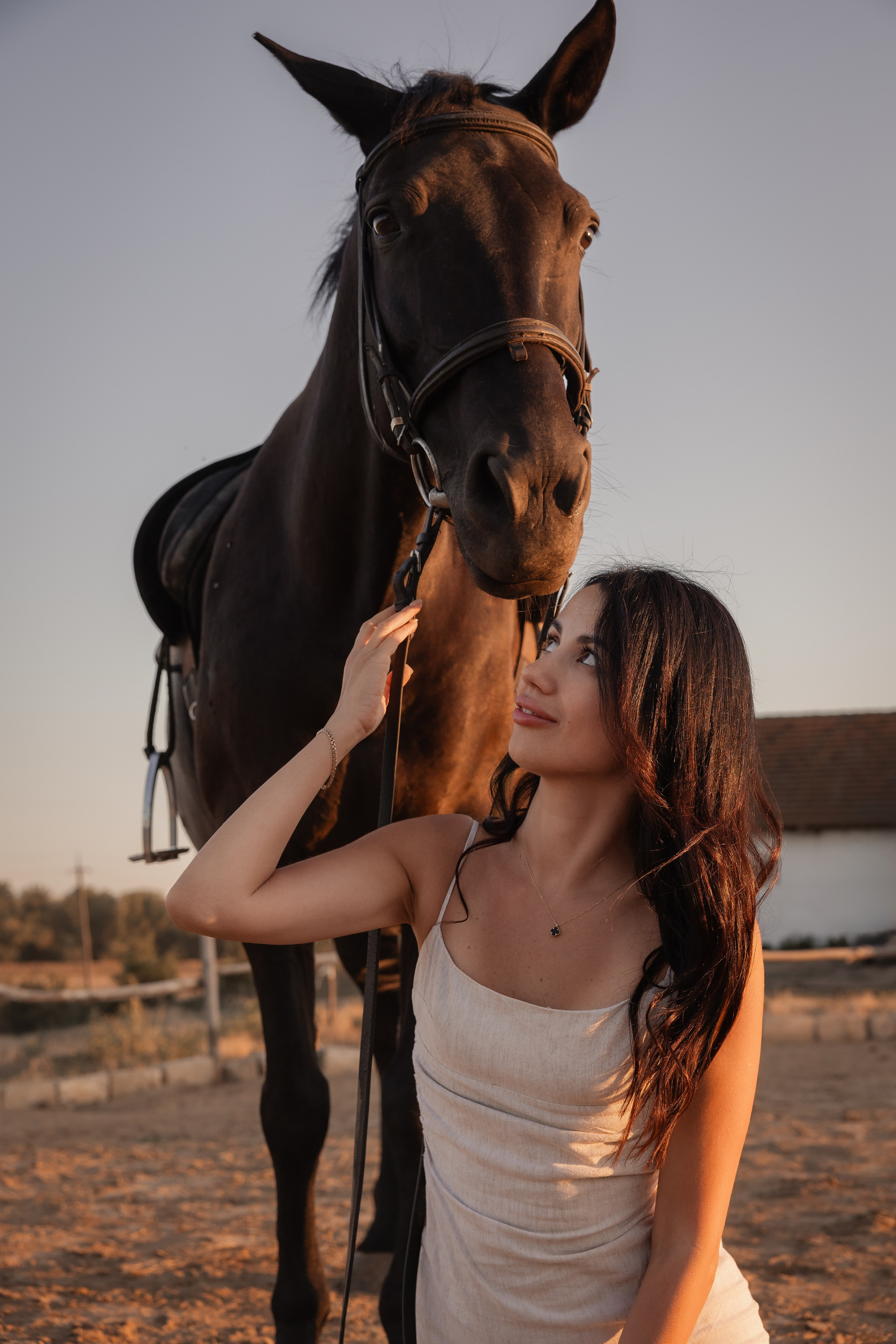 Eleganca v sedlu / Элегантность в седле. Fotograf Zoja | Fotografiranje krsta, poroke in družine v Sloveniji